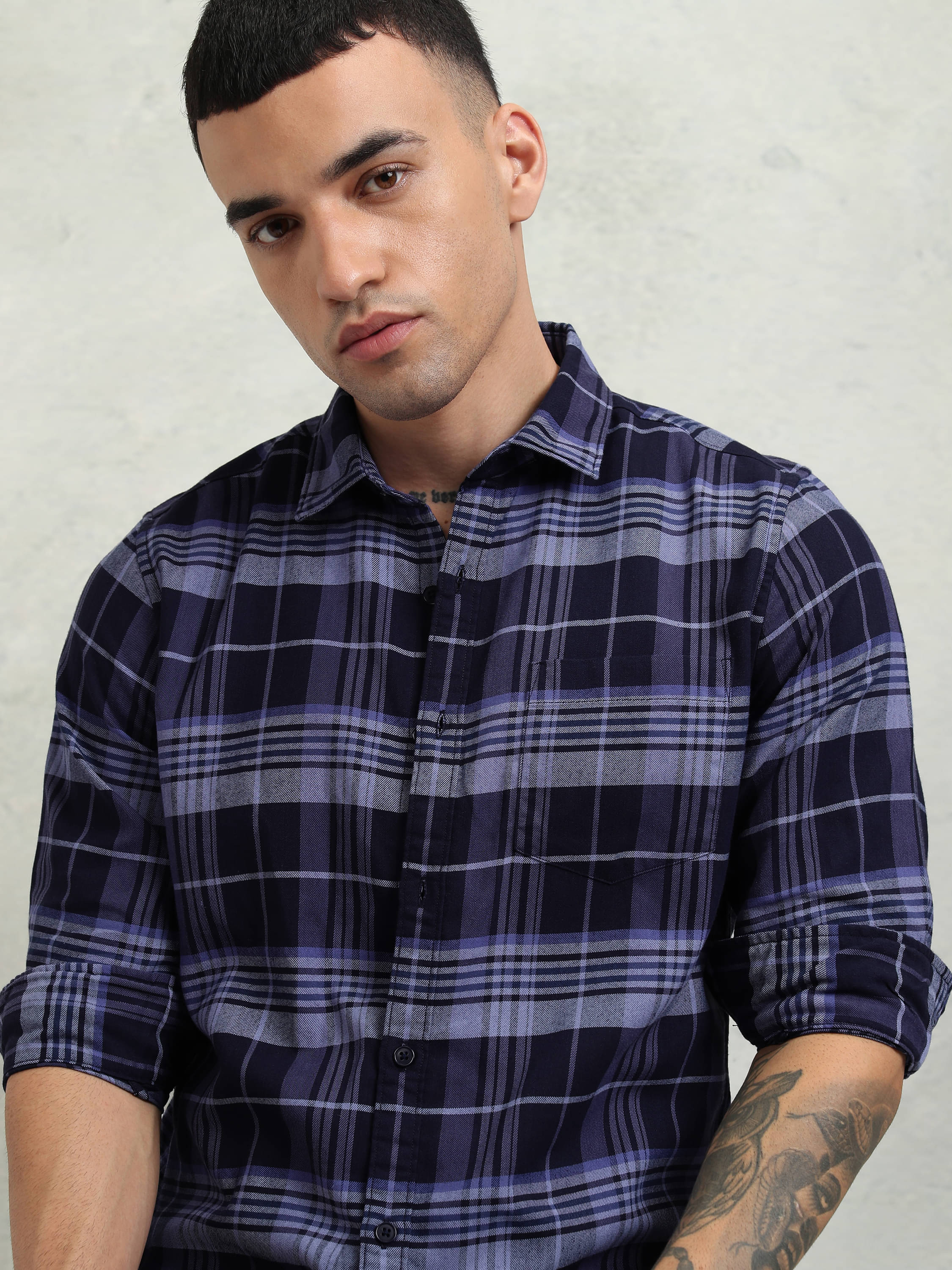 Highlander Cotton Blend Regular Fit Checks Full Sleeves Men's Casual Shirt - Dark Blue ( Pack of 1 )     			Highlander Cotton Blend Regular Fit Checks Full Sleeves Men's Casual Shirt - Dark Blue ( Pack of 1 )