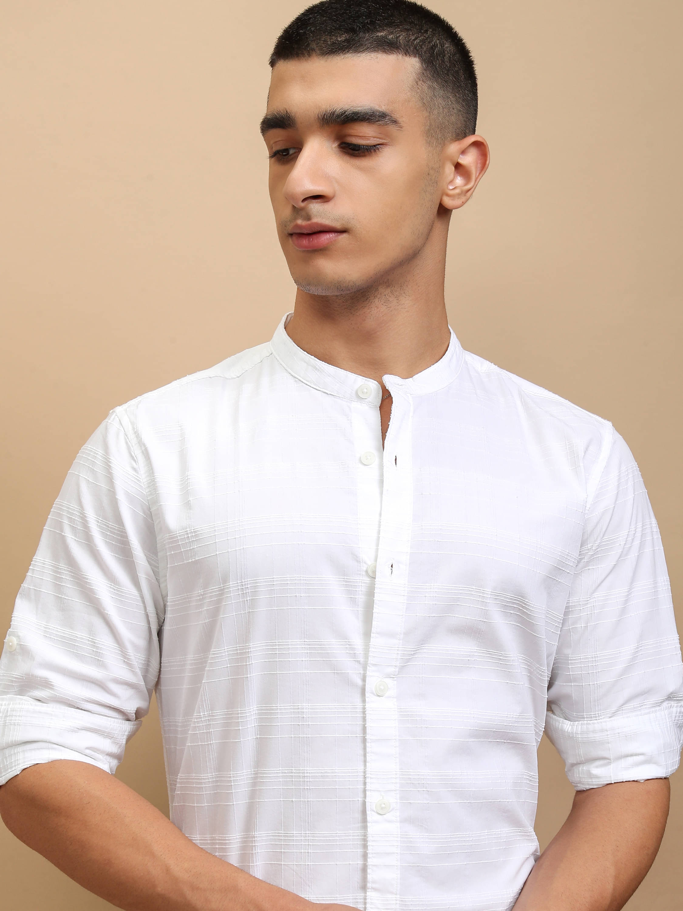 Highlander Cotton Blend Regular Fit Striped Full Sleeves Men's Casual Shirt - White ( Pack of 1 ) Highlander Cotton Blend Regular Fit Striped Full Sleeves Men's Casual Shirt - White ( Pack of 1 )
