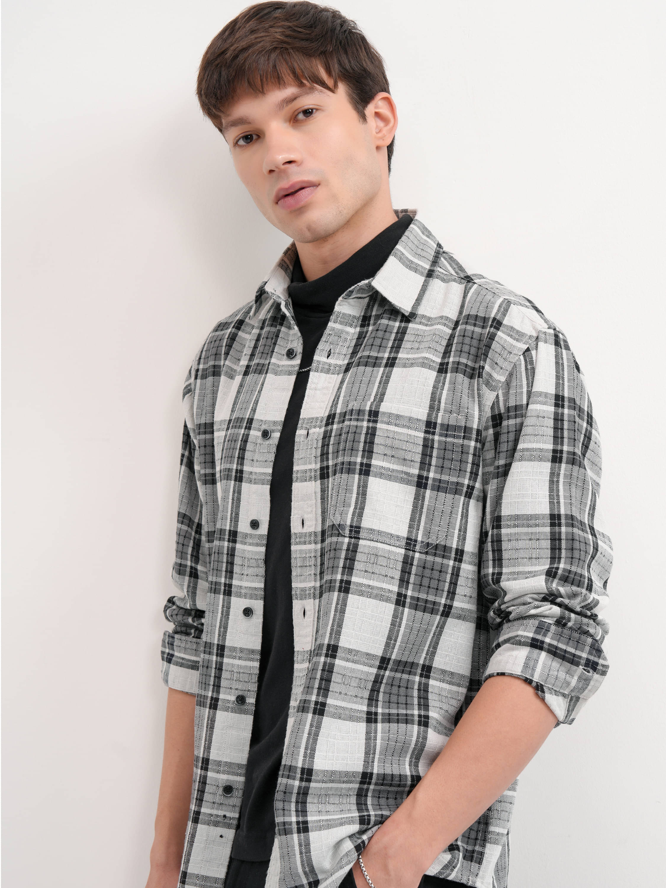     			Highlander Cotton Blend Relaxed Fit Checks Full Sleeves Men's Casual Shirt - Light Grey ( Pack of 1 )