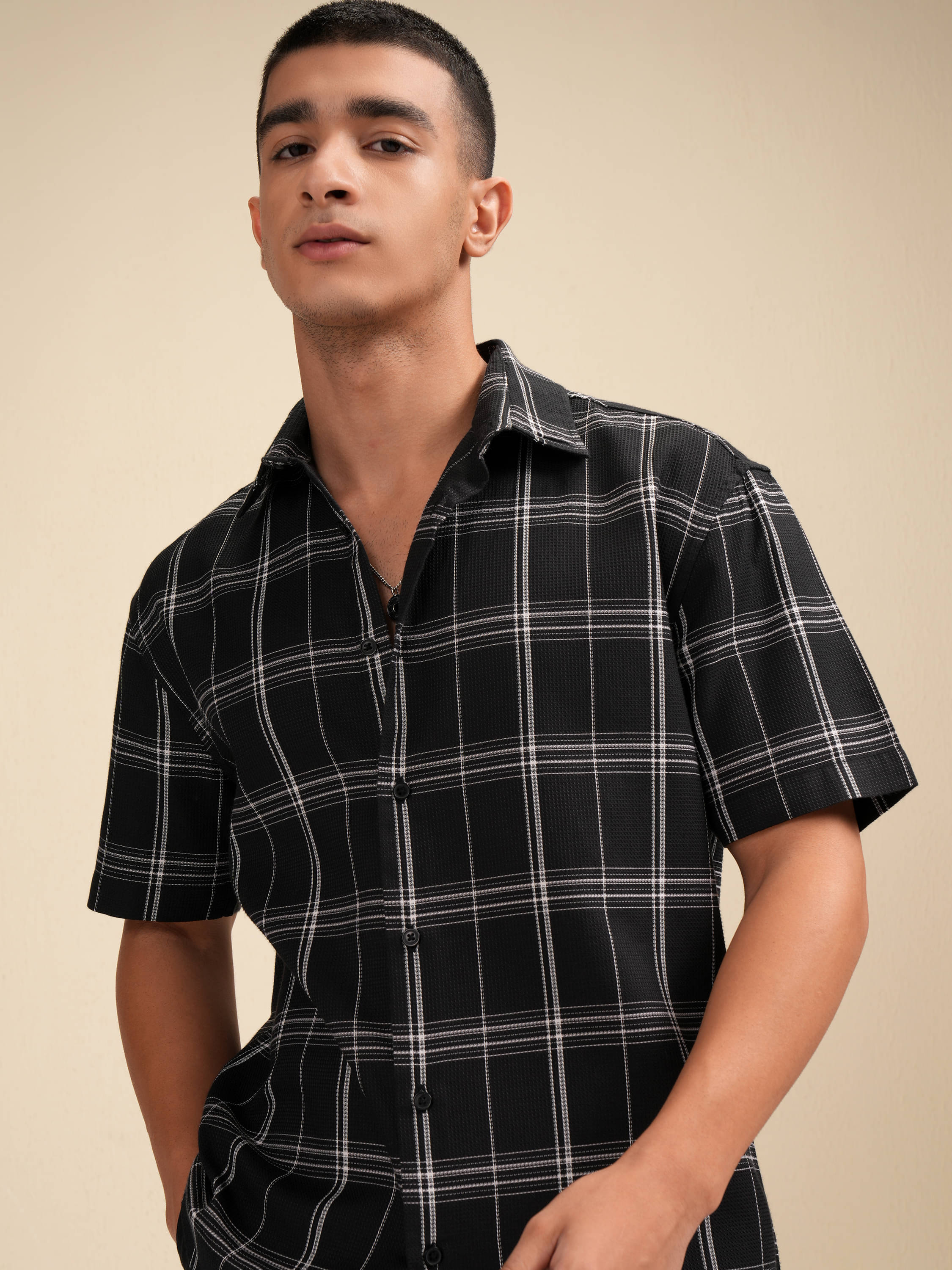     			Highlander Cotton Blend Relaxed Fit Striped Half Sleeves Men's Casual Shirt - Black ( Pack of 1 )