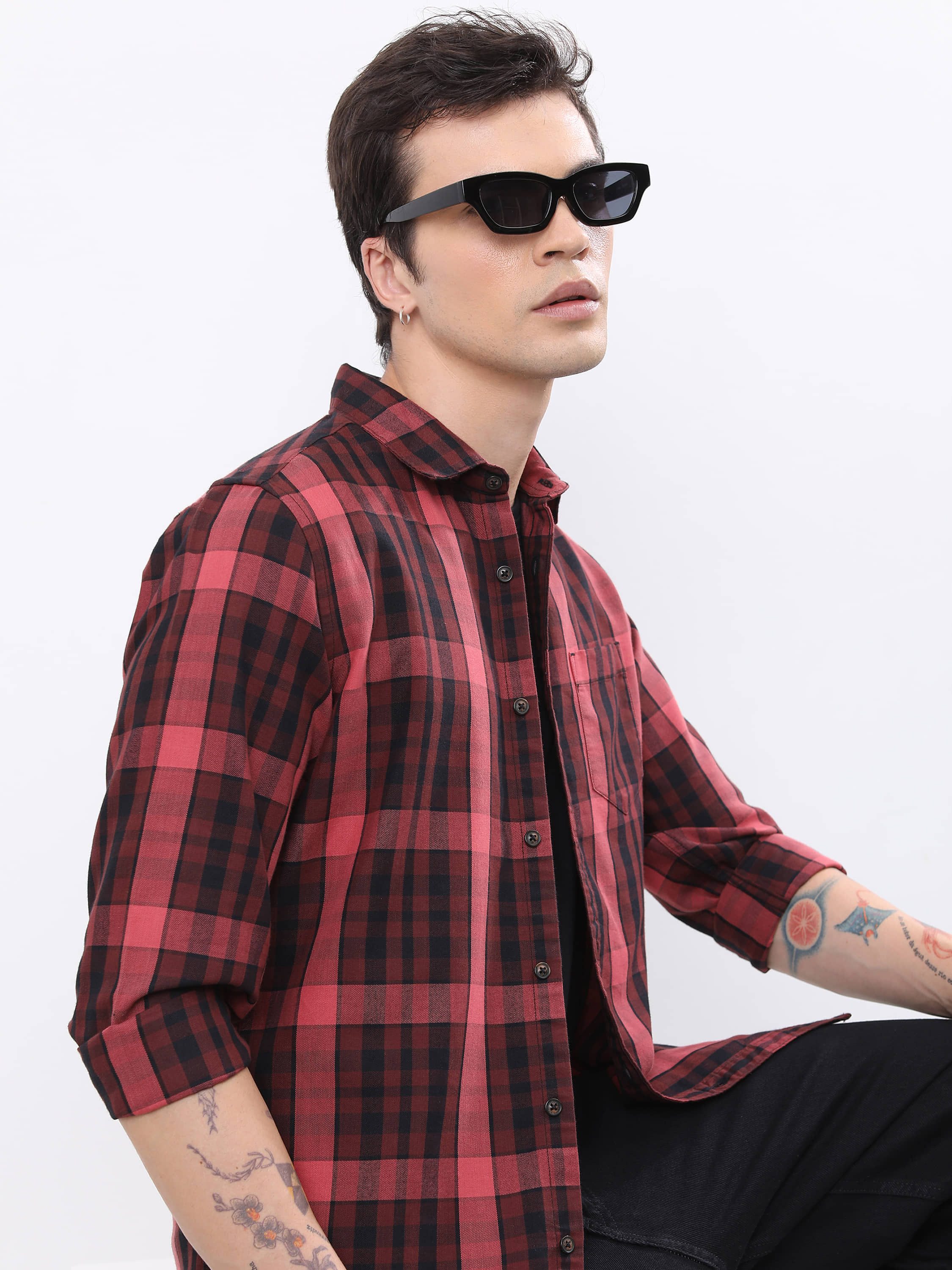Highlander Cotton Blend Slim Fit Checks Full Sleeves Men's Casual Shirt - Maroon ( Pack of 1 )