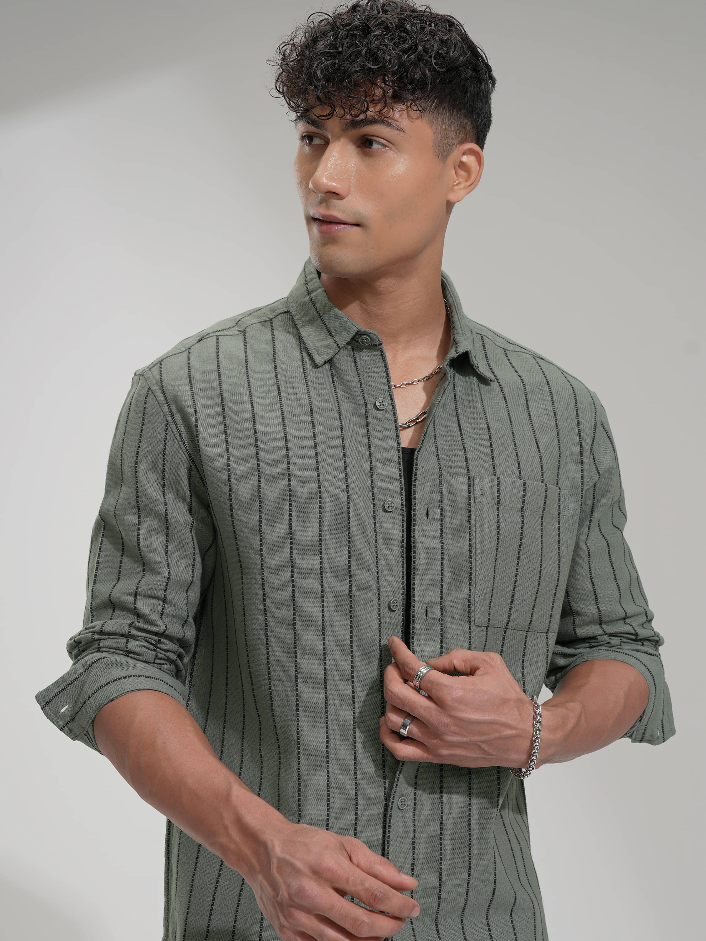     			Highlander Cotton Blend Slim Fit Striped Full Sleeves Men's Casual Shirt - Green ( Pack of 1 )