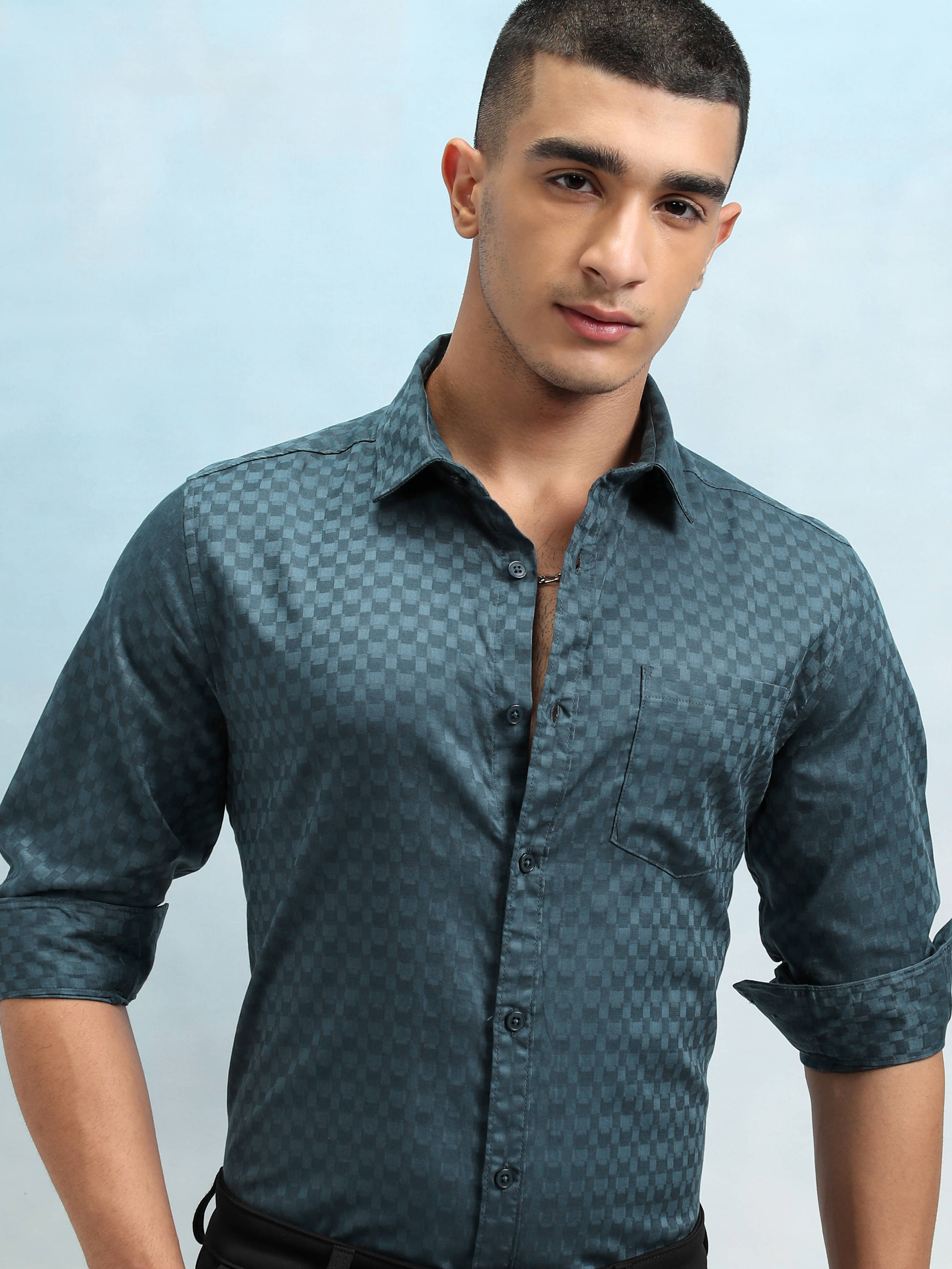     			Highlander Cotton Blend Slim Fit Self Design Full Sleeves Men's Casual Shirt - Blue ( Pack of 1 )