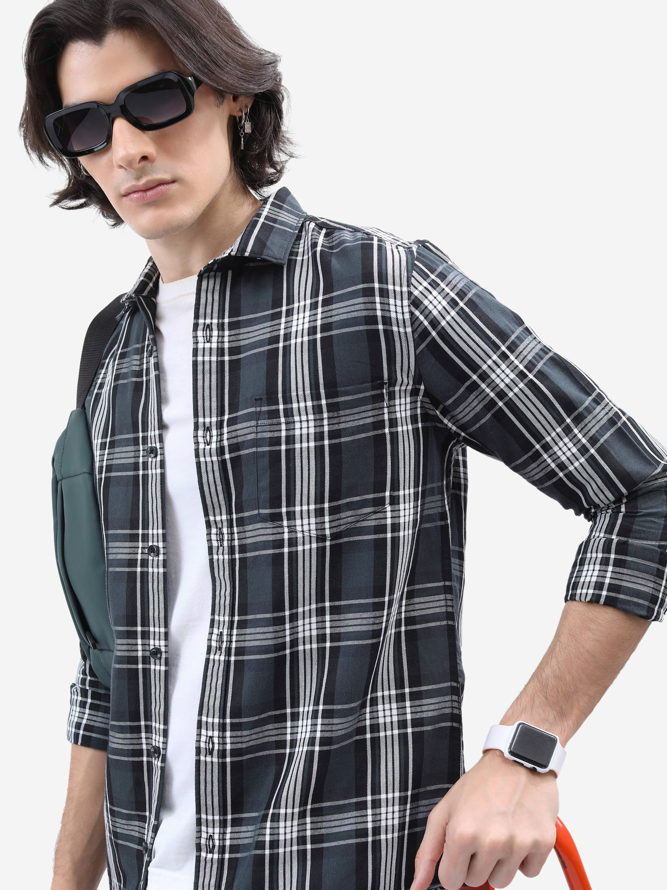     			Highlander Cotton Blend Slim Fit Checks Full Sleeves Men's Casual Shirt - Black ( Pack of 1 )