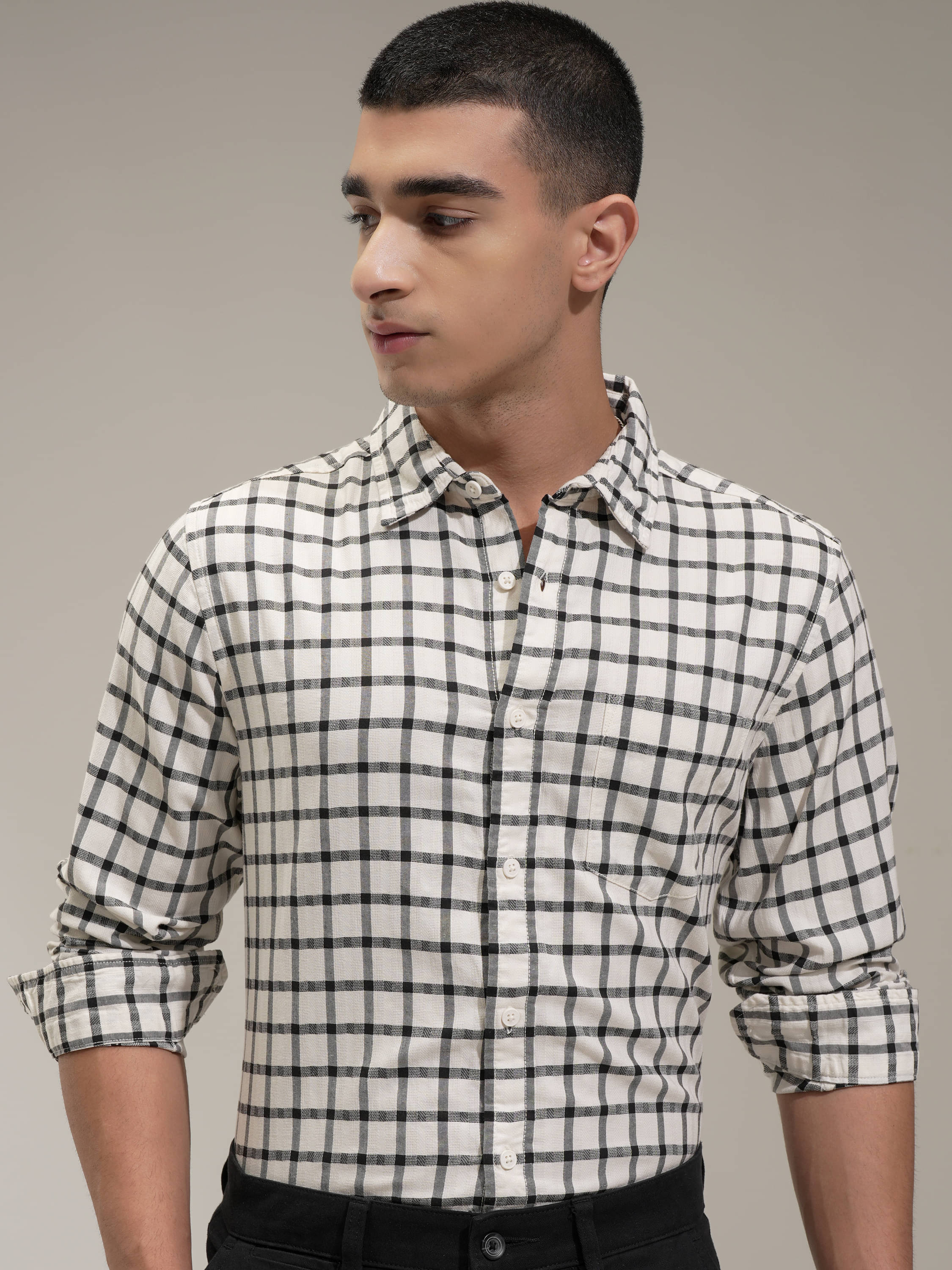     			Highlander Cotton Blend Slim Fit Checks Full Sleeves Men's Casual Shirt - Multicolor ( Pack of 1 )
