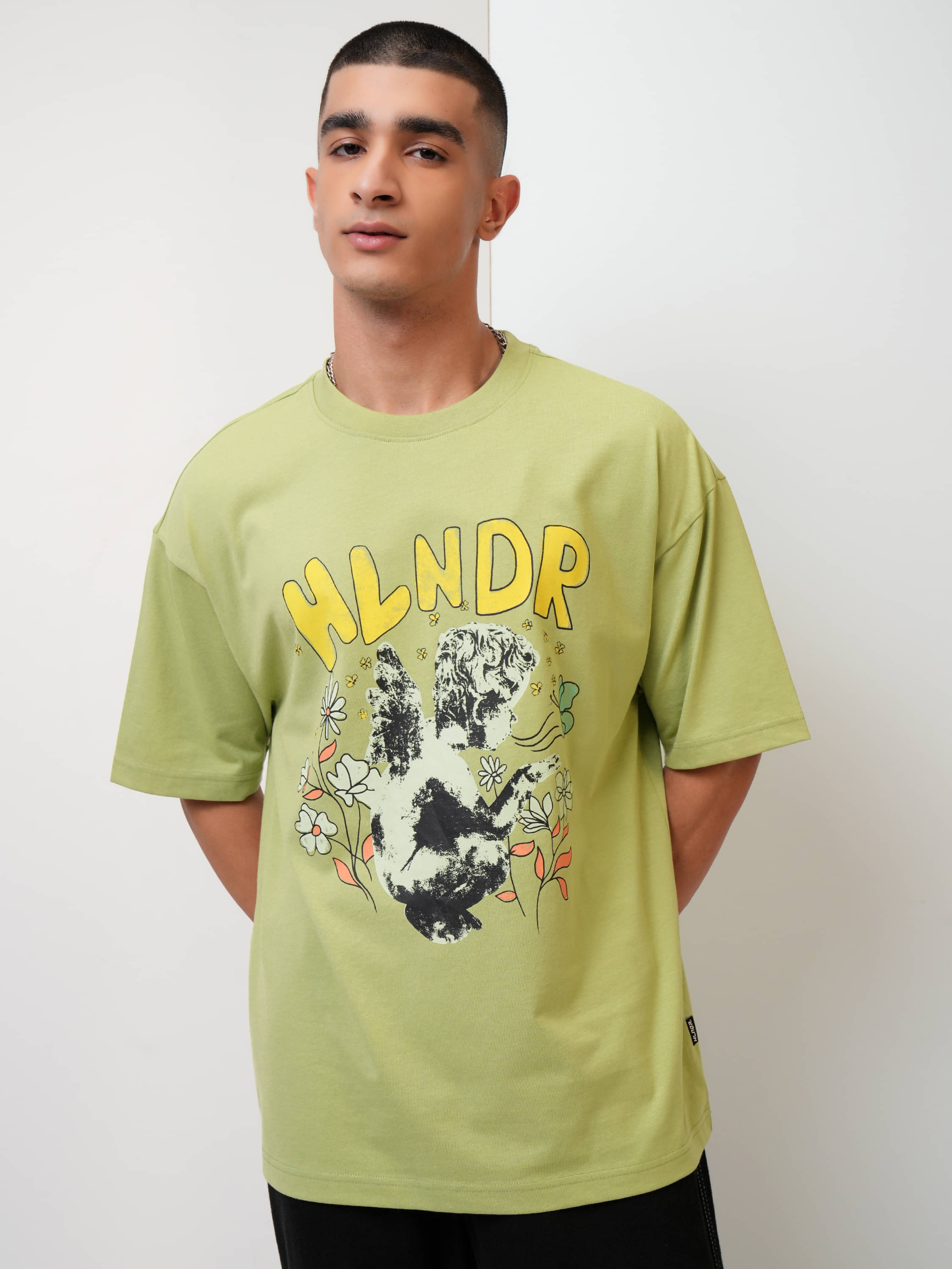     			Highlander Men Cotton Blend Oversized Fit Solid T-Shirt ( Green )