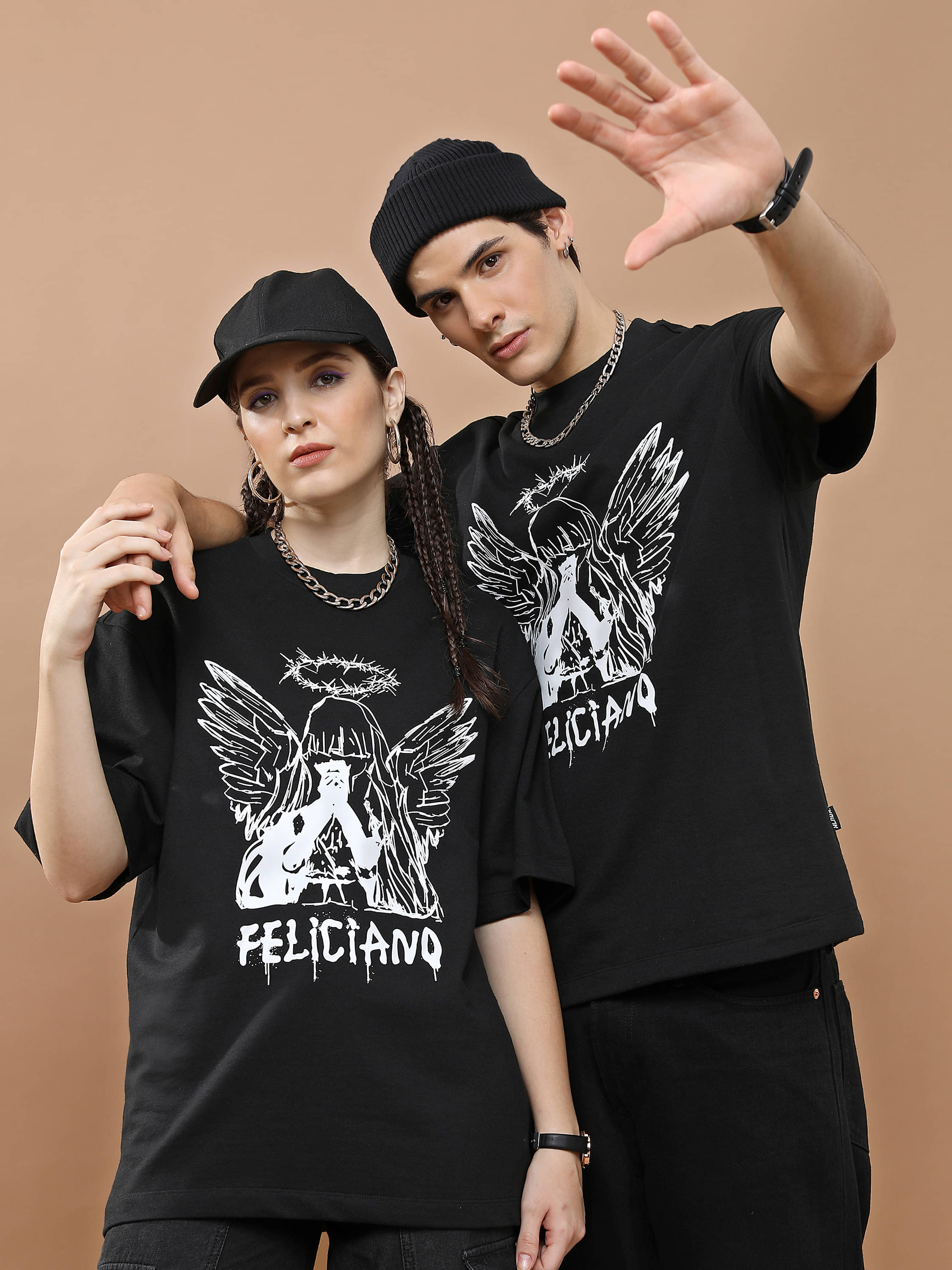 Highlander Men Polyester Oversized Fit Solid T-Shirt ( Black )     			Highlander Men Polyester Oversized Fit Solid T-Shirt ( Black )