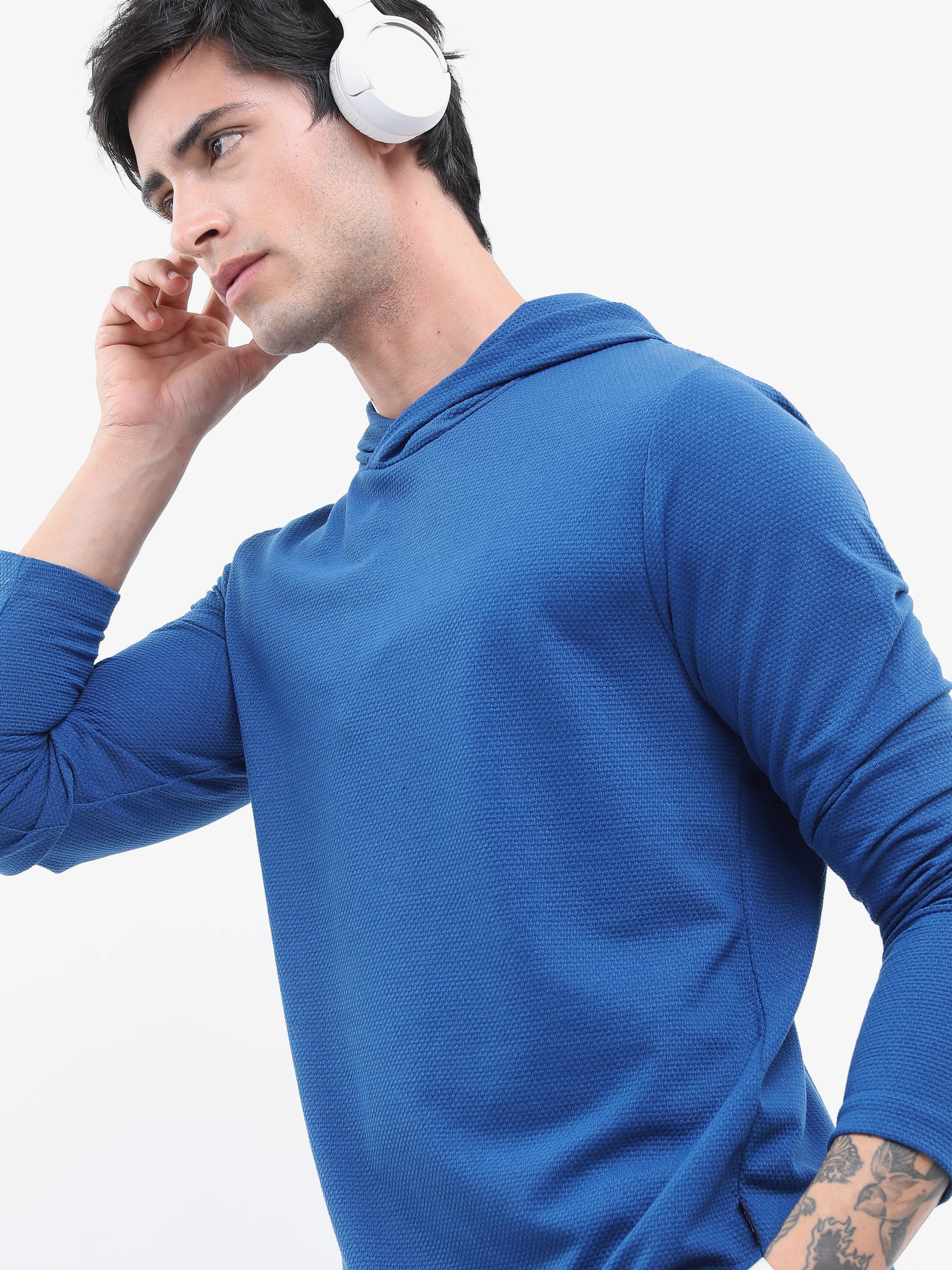 Highlander Men Polyester Regular Fit Self Design T-Shirt ( Blue ) Highlander Men Polyester Regular Fit Self Design T-Shirt ( Blue )