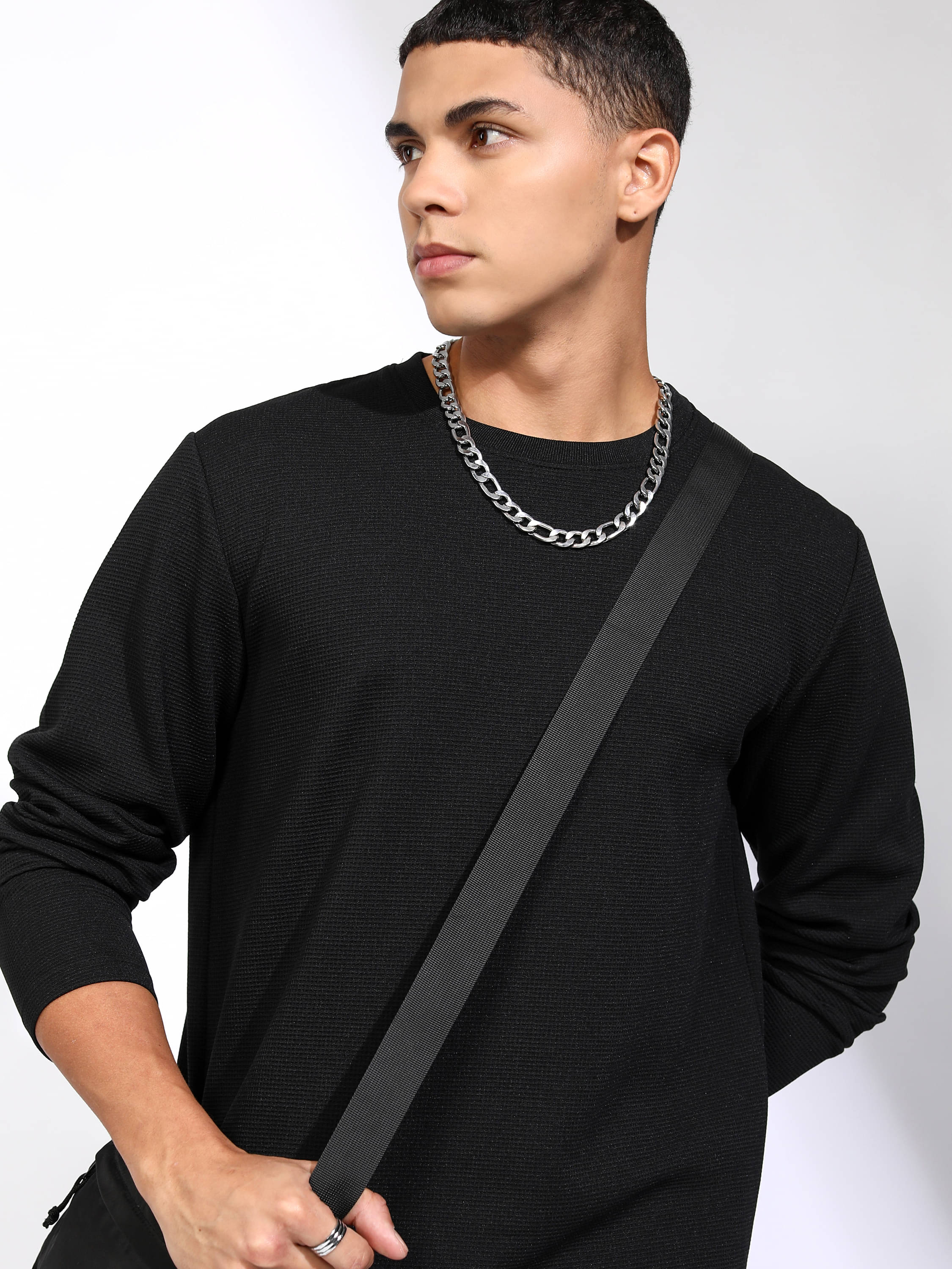     			Highlander Men Polyester Relaxed Fit Self Design T-Shirt ( Black )