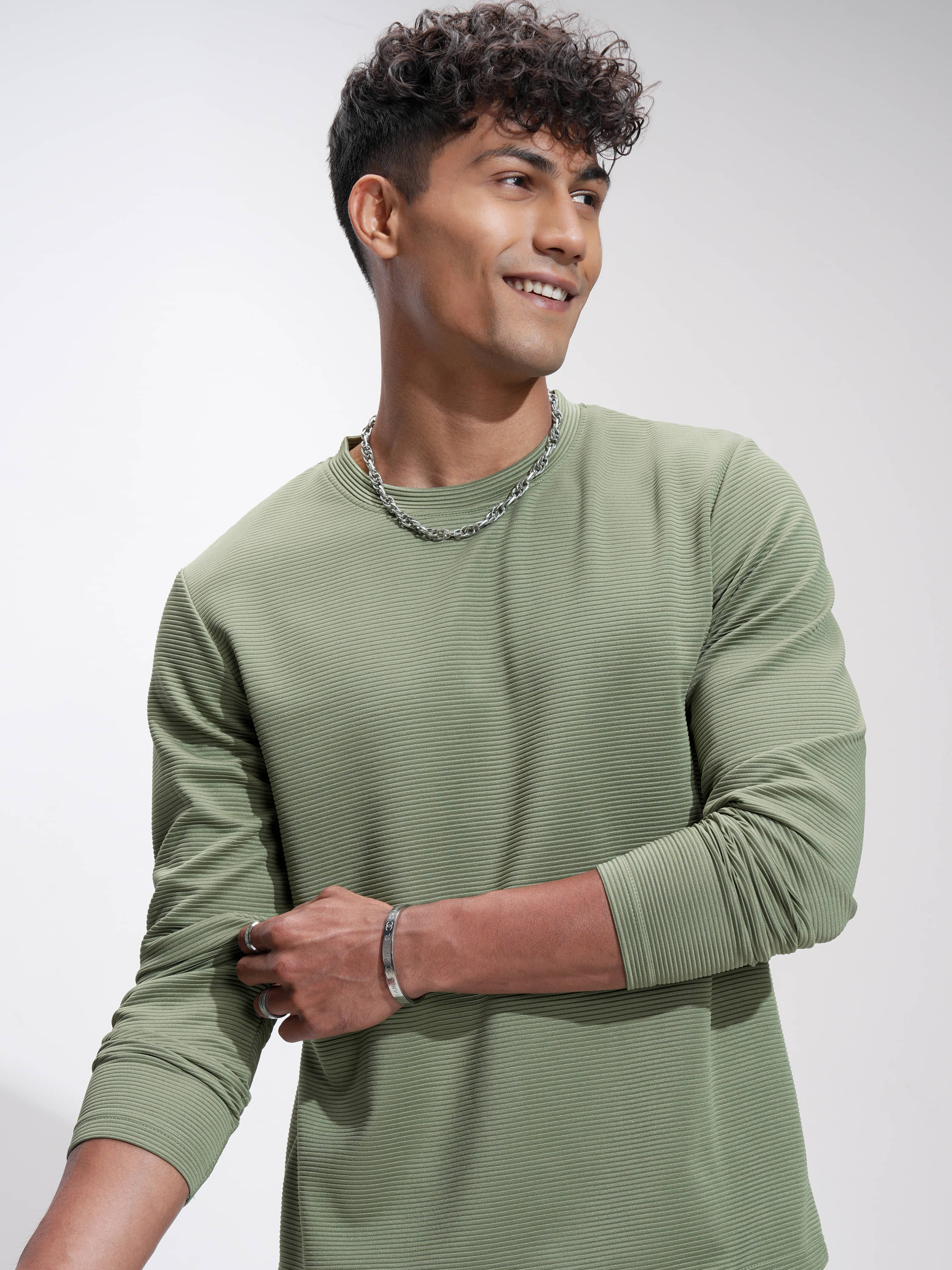     			Highlander Men Polyester Relaxed Fit Self Design T-Shirt ( Olive )