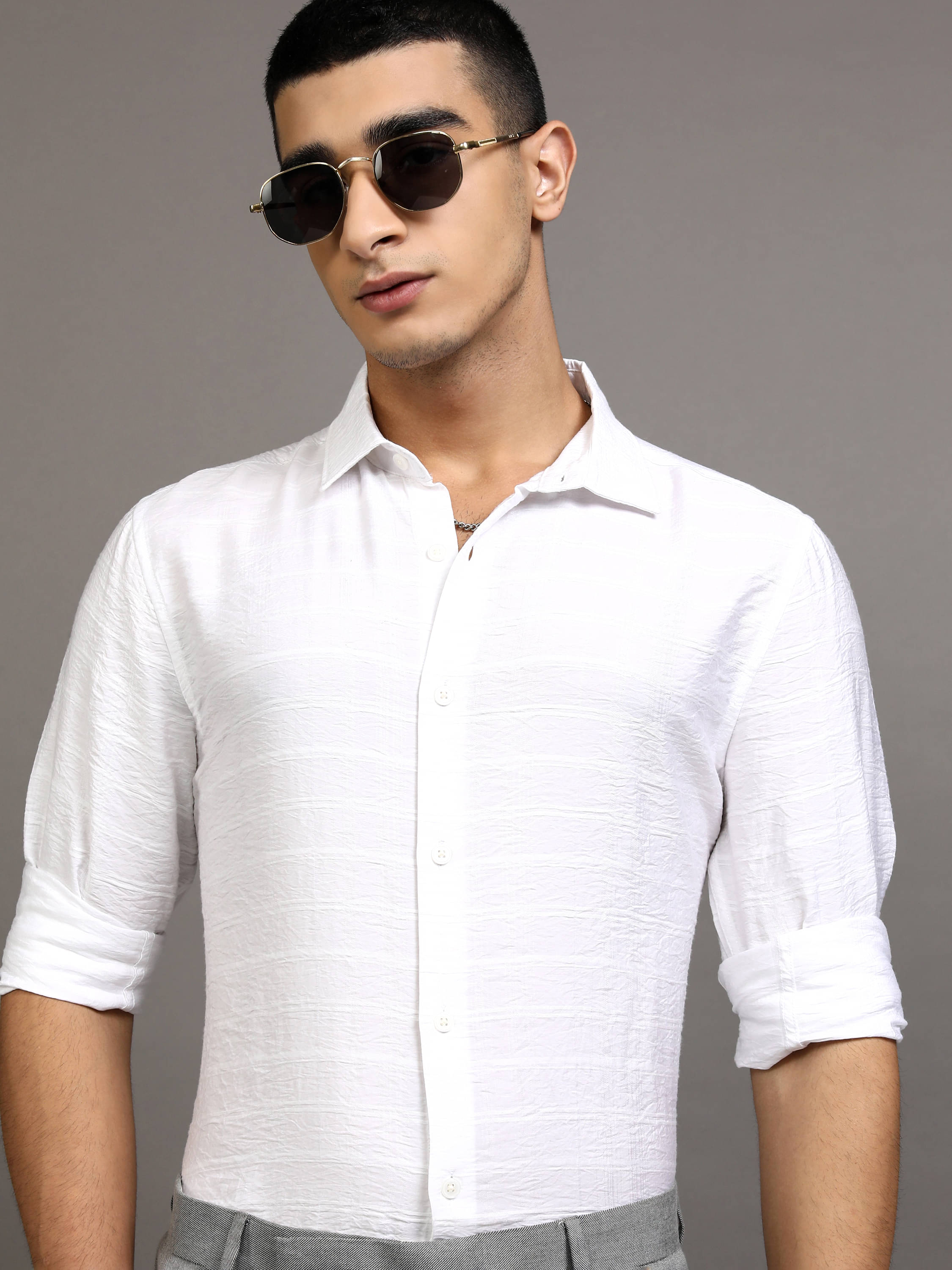     			Highlander Poly Cotton Regular Fit Self Design Full Sleeves Men's Casual Shirt - White ( Pack of 1 )