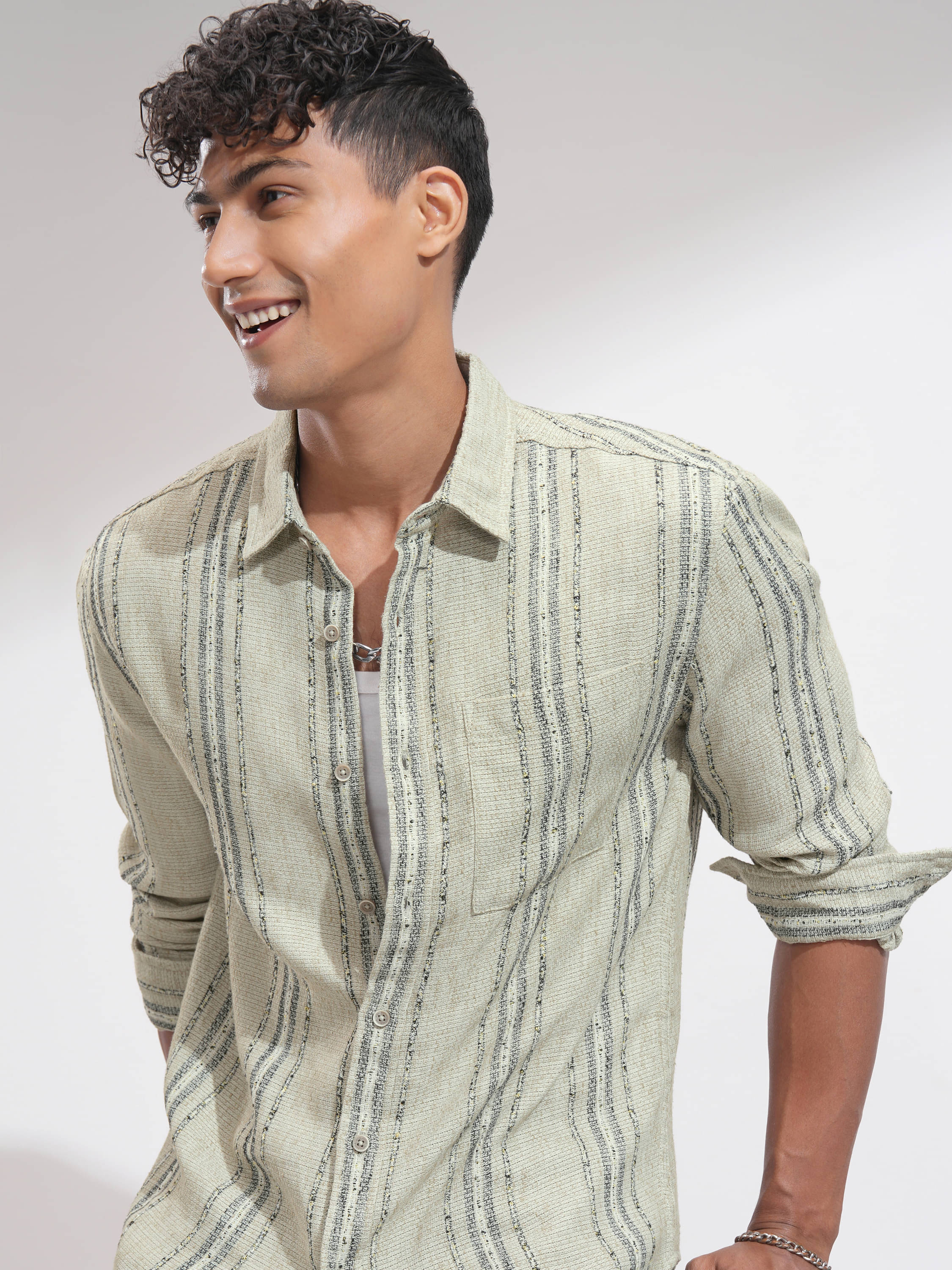 Highlander Poly Cotton Relaxed Fit Striped Full Sleeves Men's Casual Shirt - Green ( Pack of 1 ) Highlander Poly Cotton Relaxed Fit Striped Full Sleeves Men's Casual Shirt - Green ( Pack of 1 )