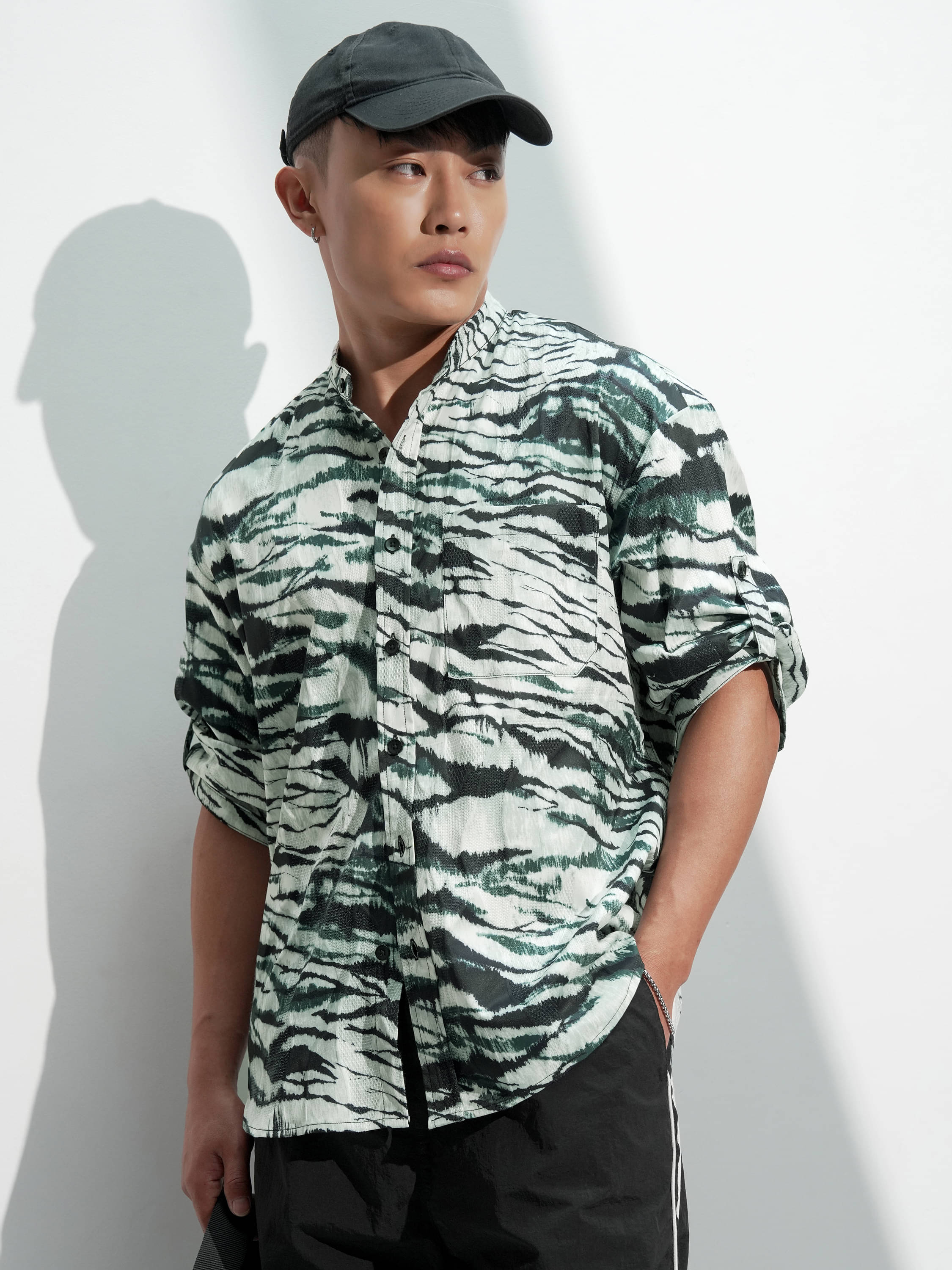     			Highlander Polyester Oversized Fit Printed Half Sleeves Men's Casual Shirt - Green ( Pack of 1 )