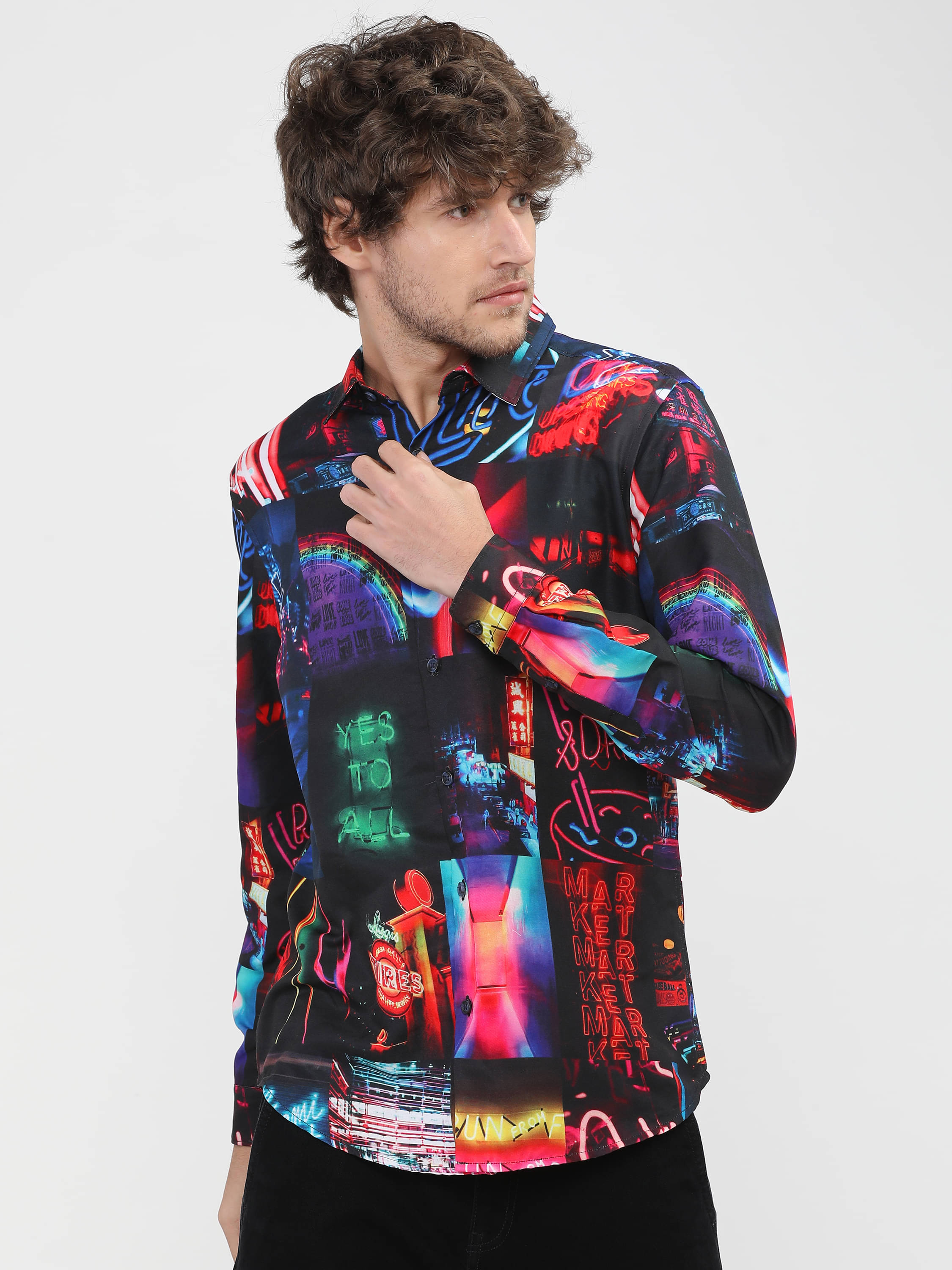     			Highlander Polyester Slim Fit Printed Full Sleeves Men's Casual Shirt - Multicolor ( Pack of 1 )