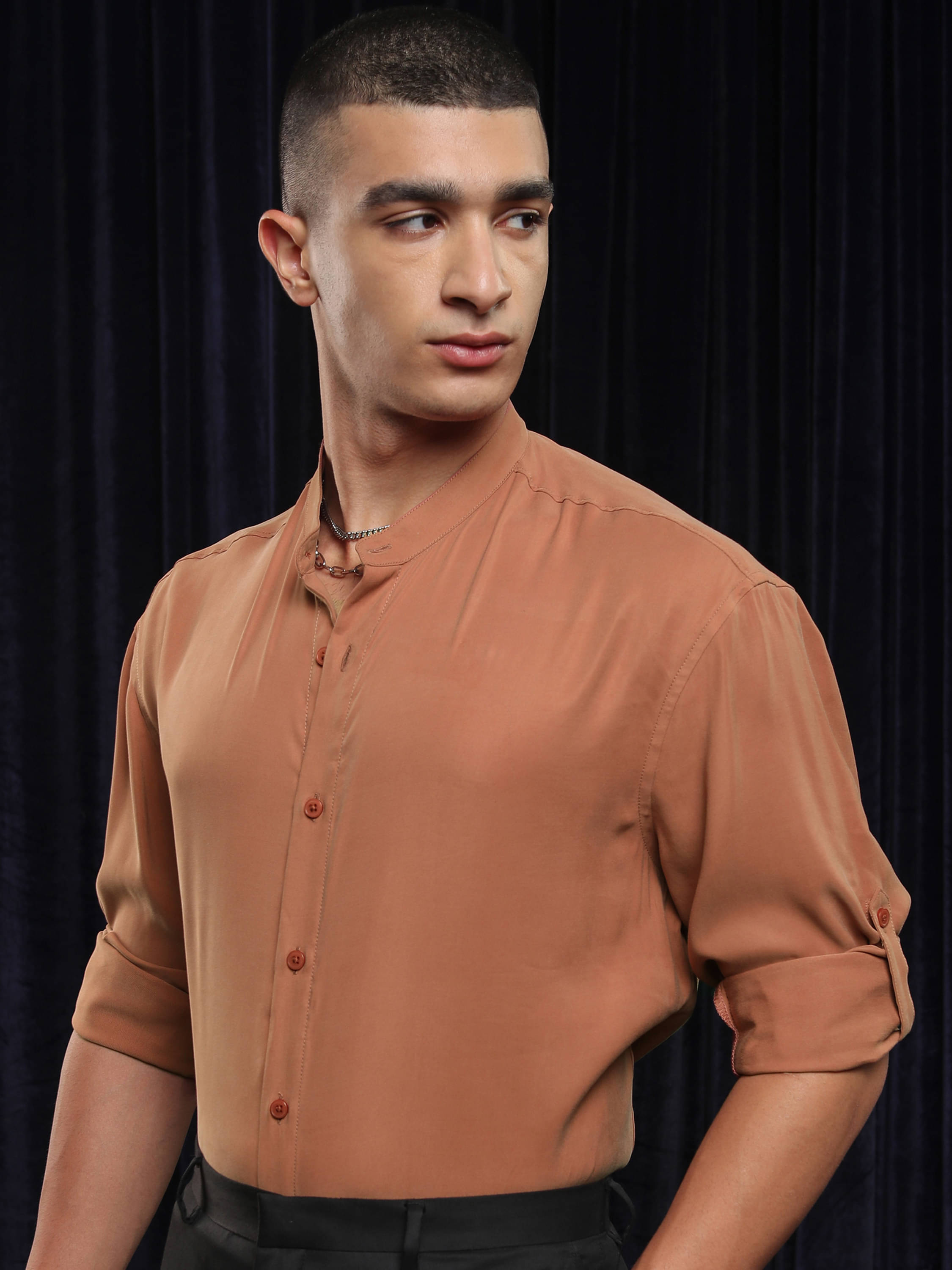     			Highlander Rayon Relaxed Fit Solids Full Sleeves Men's Casual Shirt - Red ( Pack of 1 )