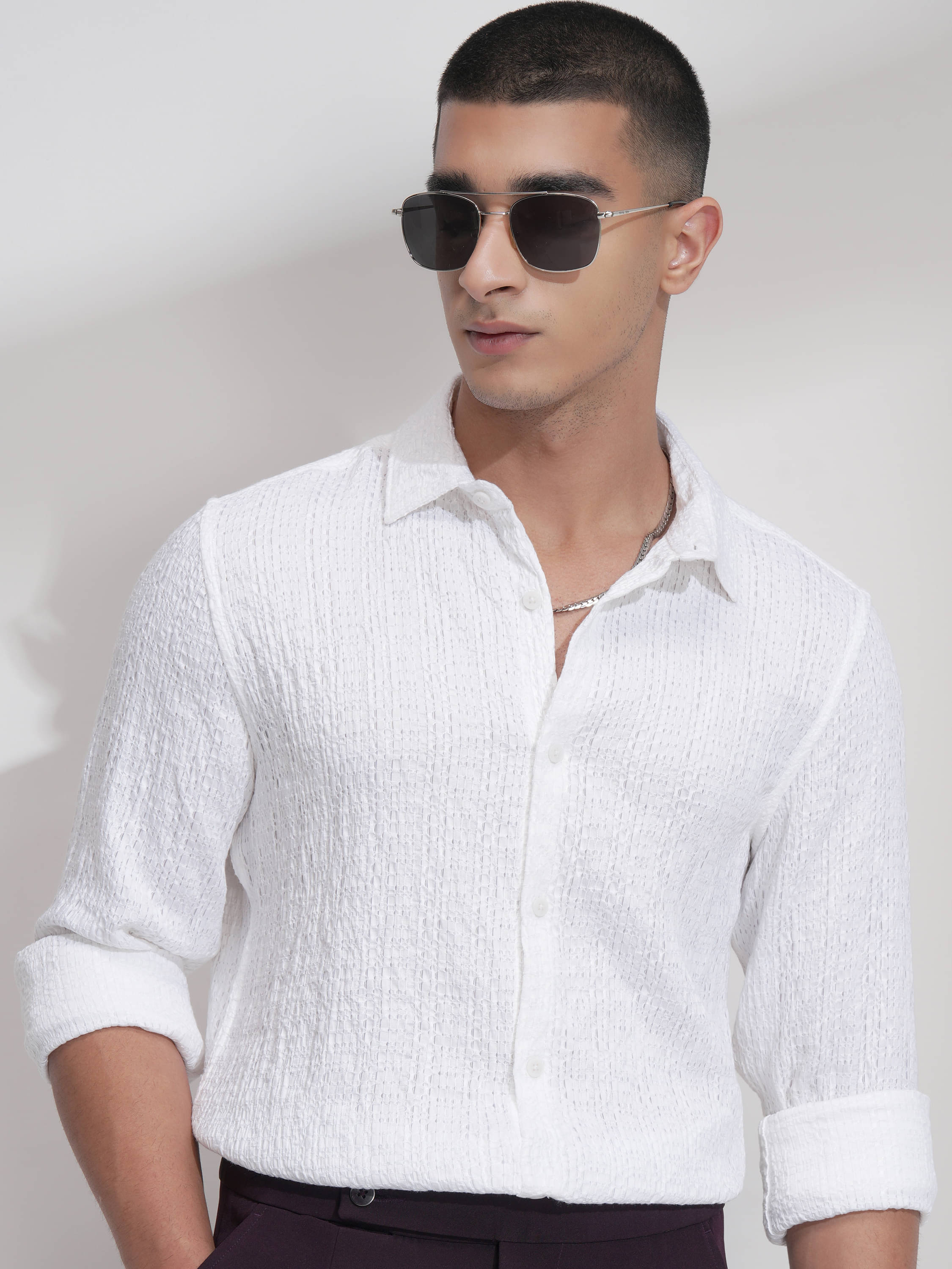     			Highlander Rayon Slim Fit Self Design Full Sleeves Men's Casual Shirt - White ( Pack of 1 )