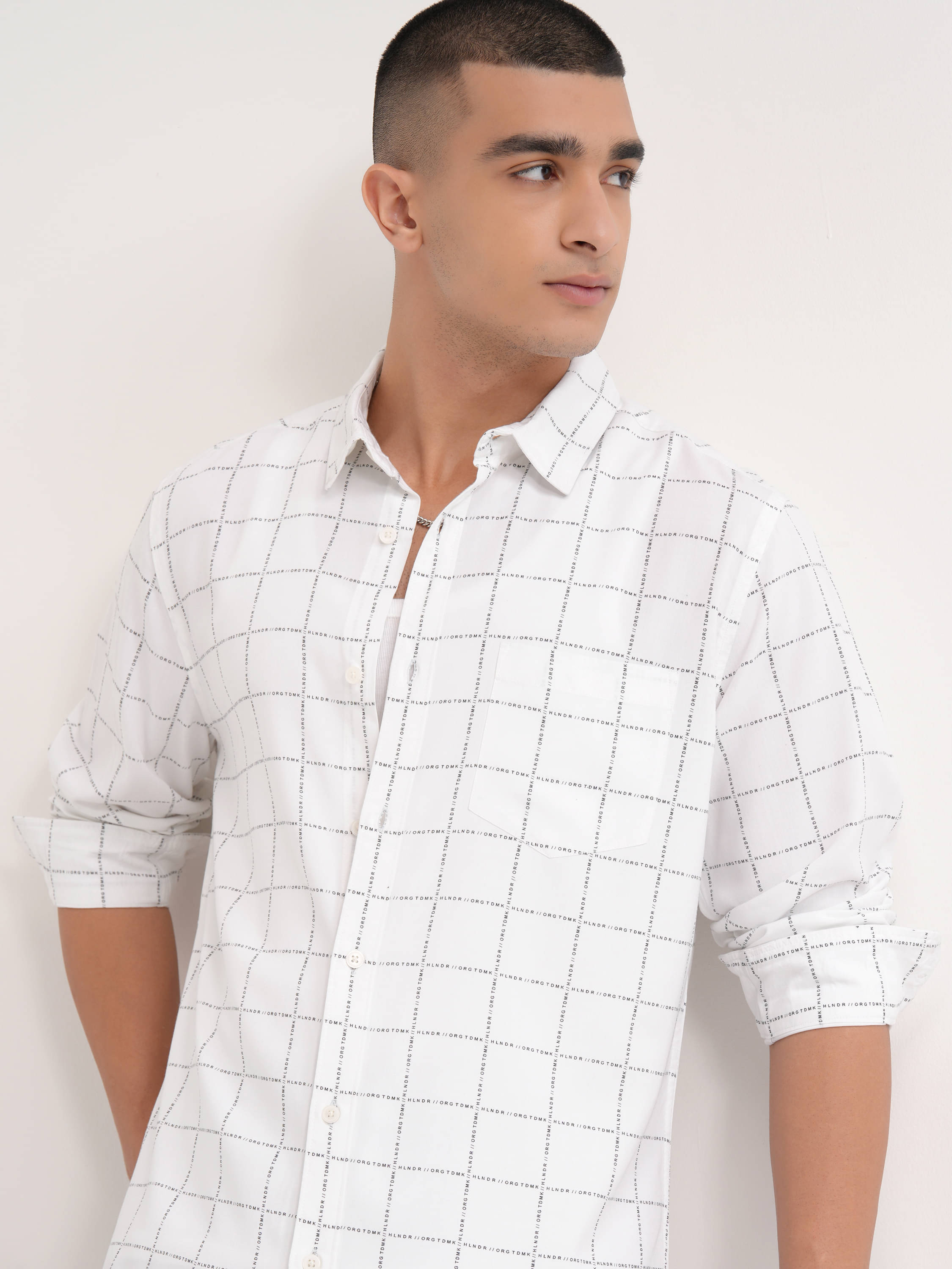     			Highlander Viscose Regular Fit Checks Full Sleeves Men's Casual Shirt - White ( Pack of 1 )