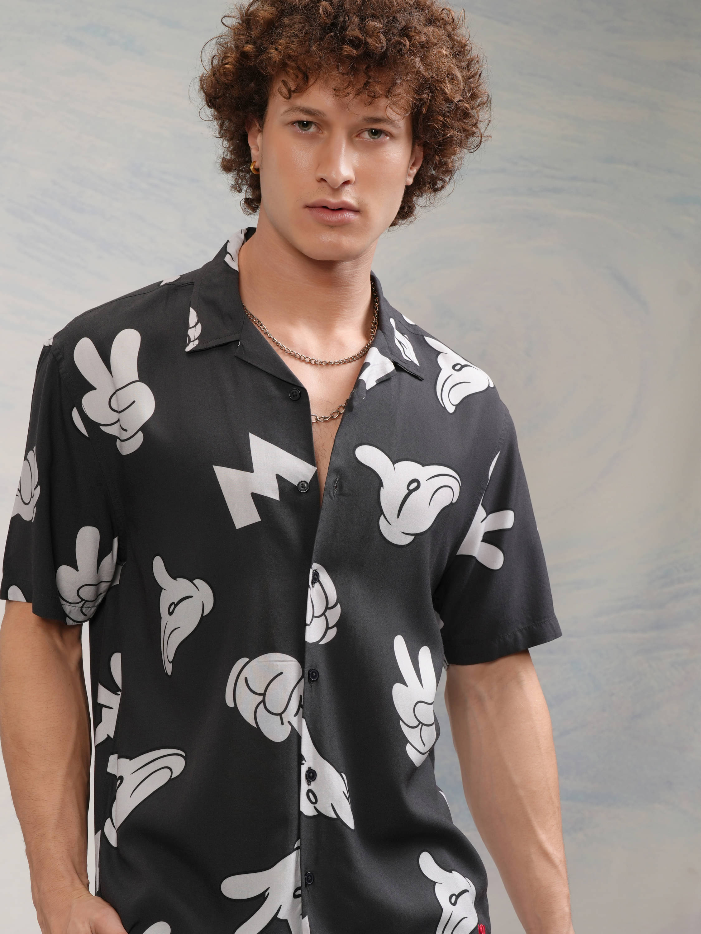     			Highlander Viscose Relaxed Fit Printed Half Sleeves Men's Casual Shirt - Black ( Pack of 1 )