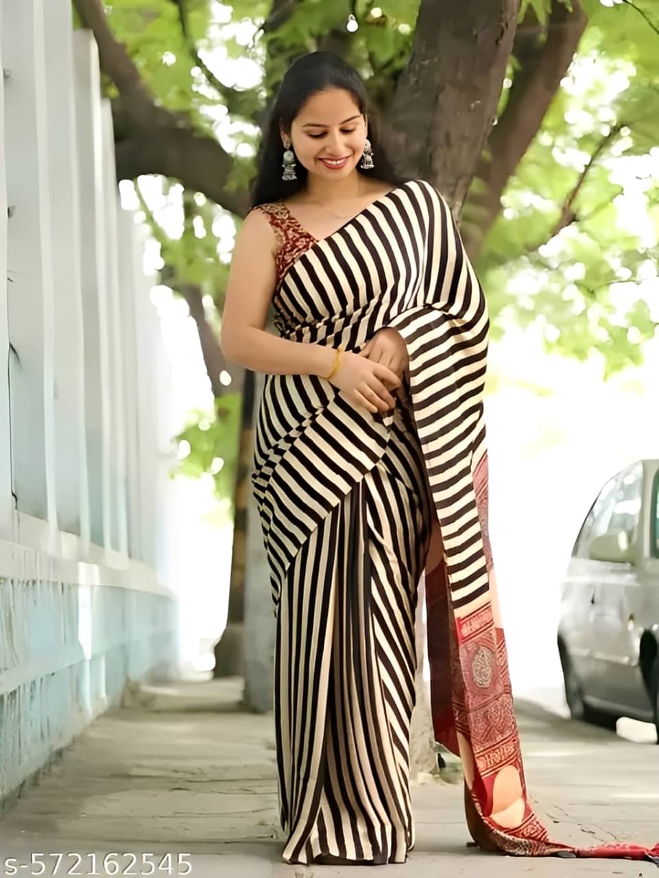 Bhuwal Fashion Crepe Printed Regular Saree With Unstitched Blouse Piece ( Multicolor 3 ) Bhuwal Fashion Crepe Printed Regular Saree With Unstitched Blouse Piece ( Multicolor 3 )
