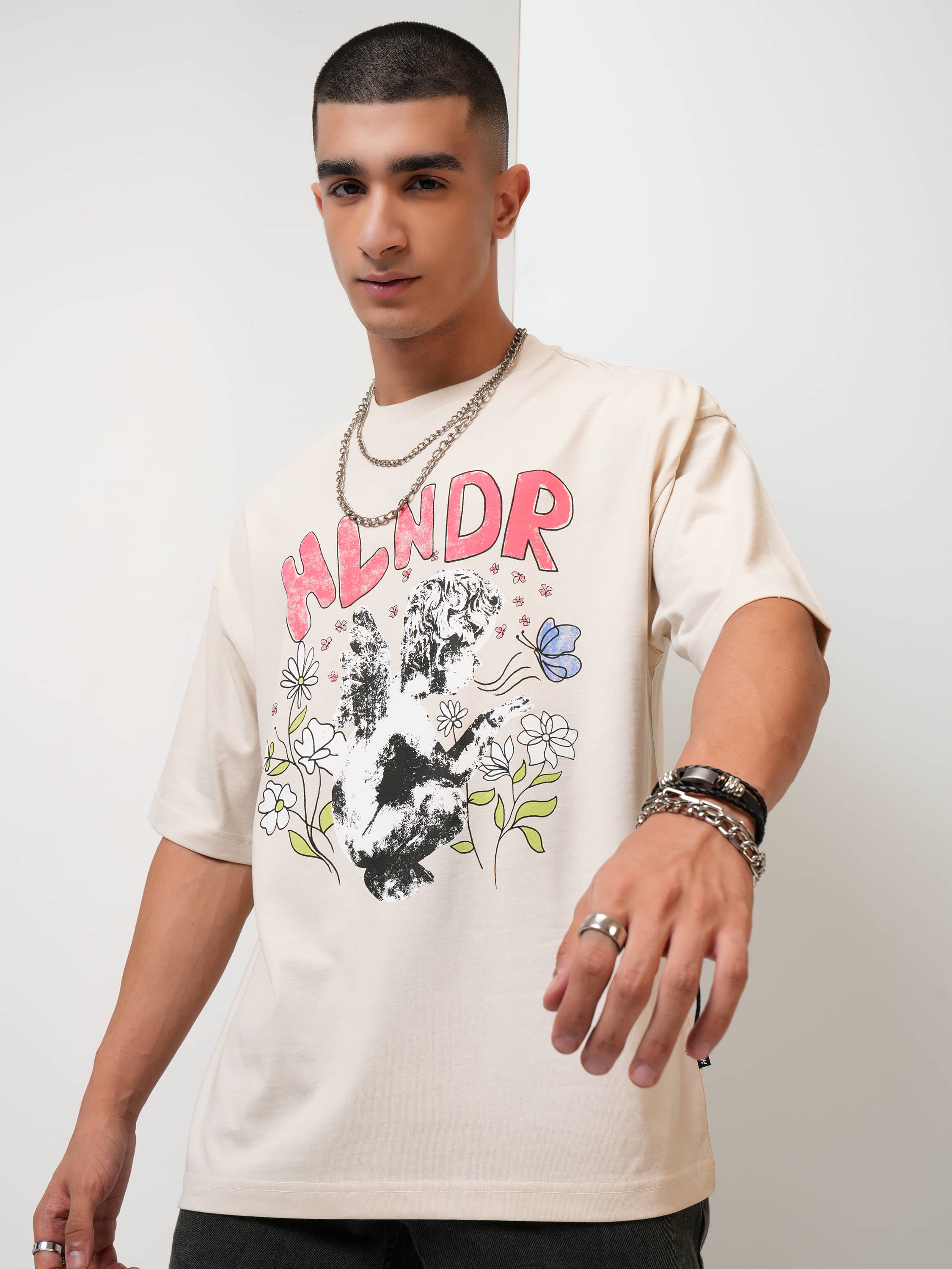 Highlander Men Cotton Blend Oversized Fit Solid T-Shirt ( Cream ) Highlander Men Cotton Blend Oversized Fit Solid T-Shirt ( Cream )