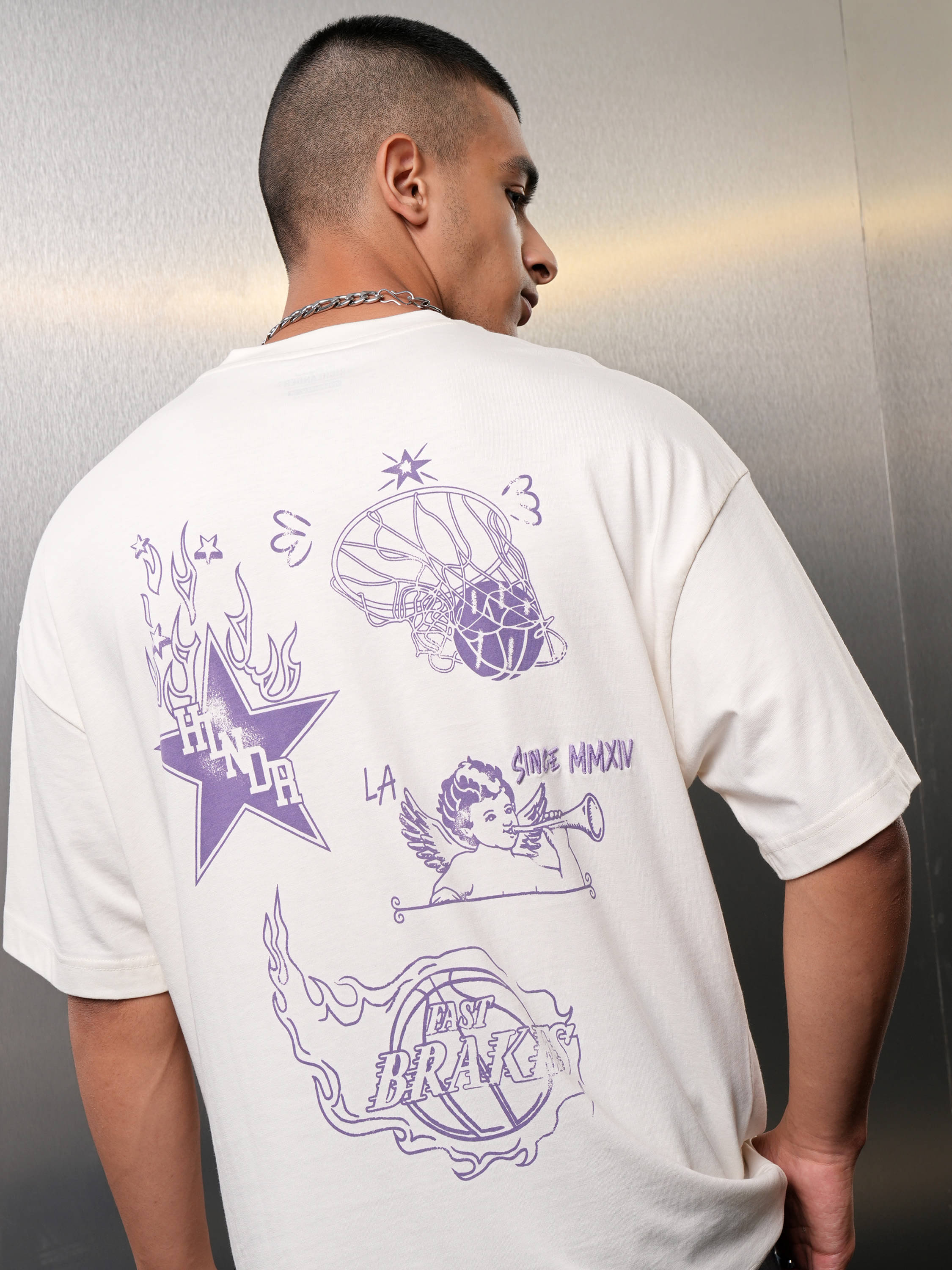     			Highlander Men Cotton Blend Oversized Fit Printed T-Shirt ( Off White )