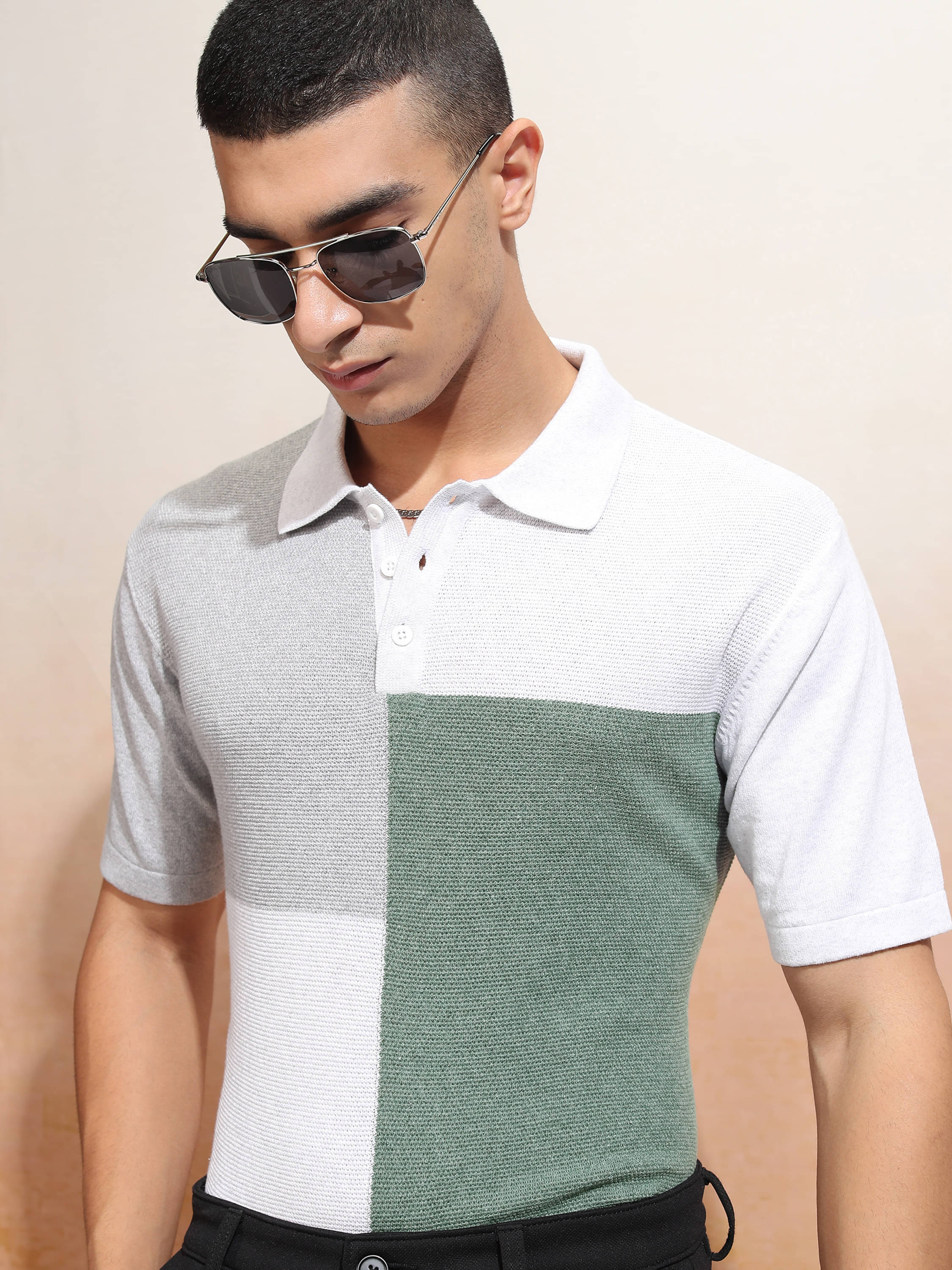     			Highlander Men Cotton Blend Relaxed Fit Solid Polo T Shirt ( Multicolor )