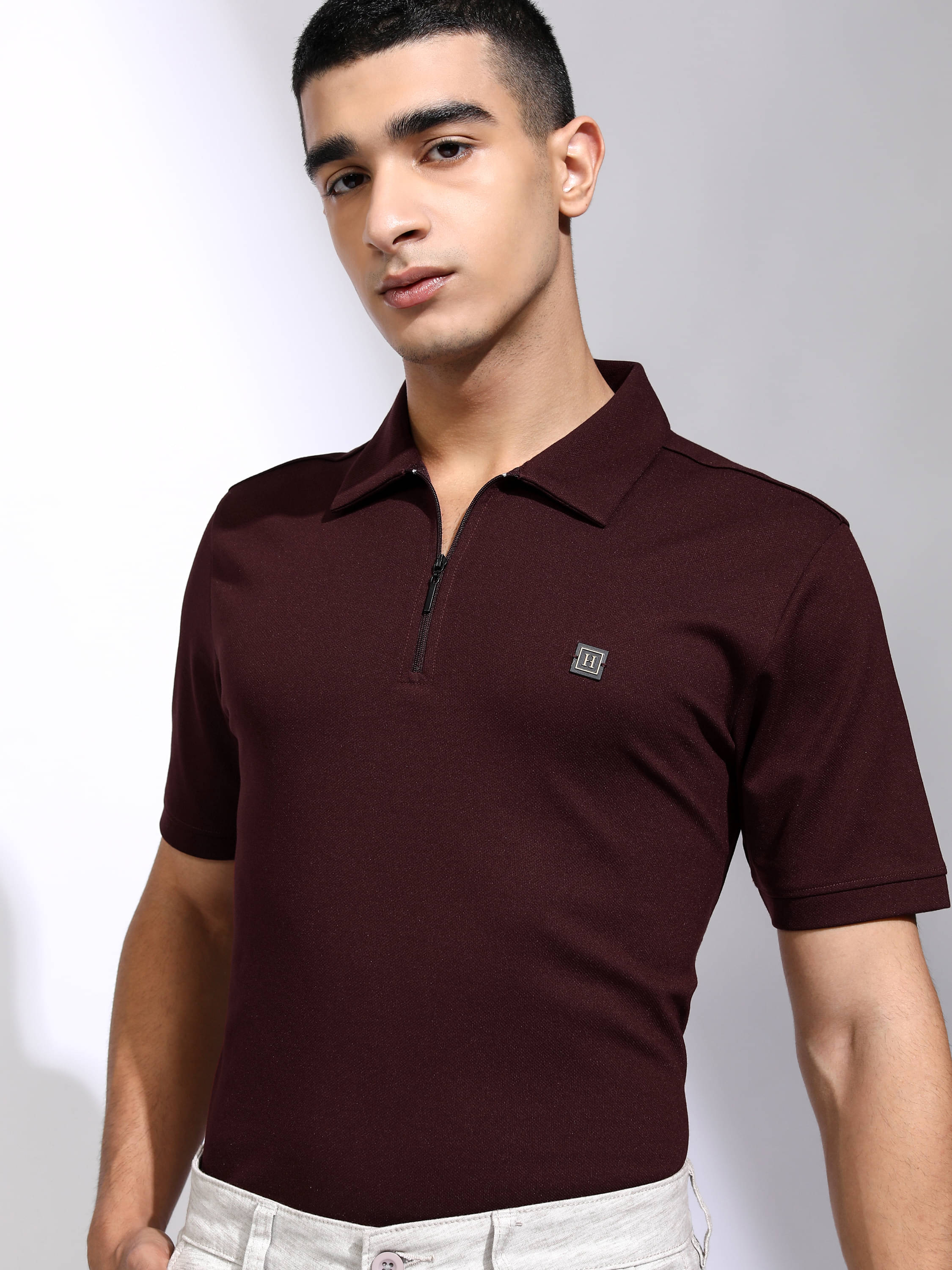     			Highlander Men Polyester Regular Fit Solid Polo T Shirt ( Maroon )