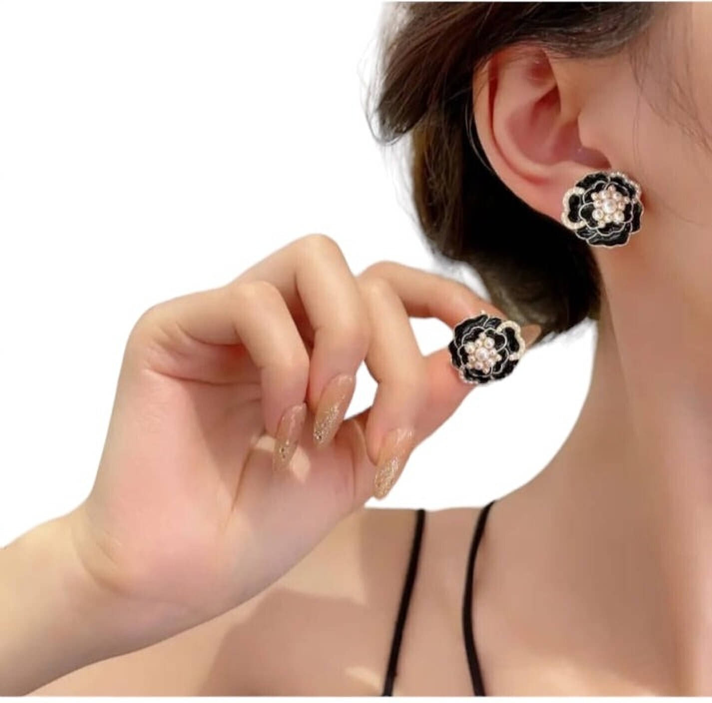     			Lady Raiment Black Stud Earrings ( Pack of 1 )