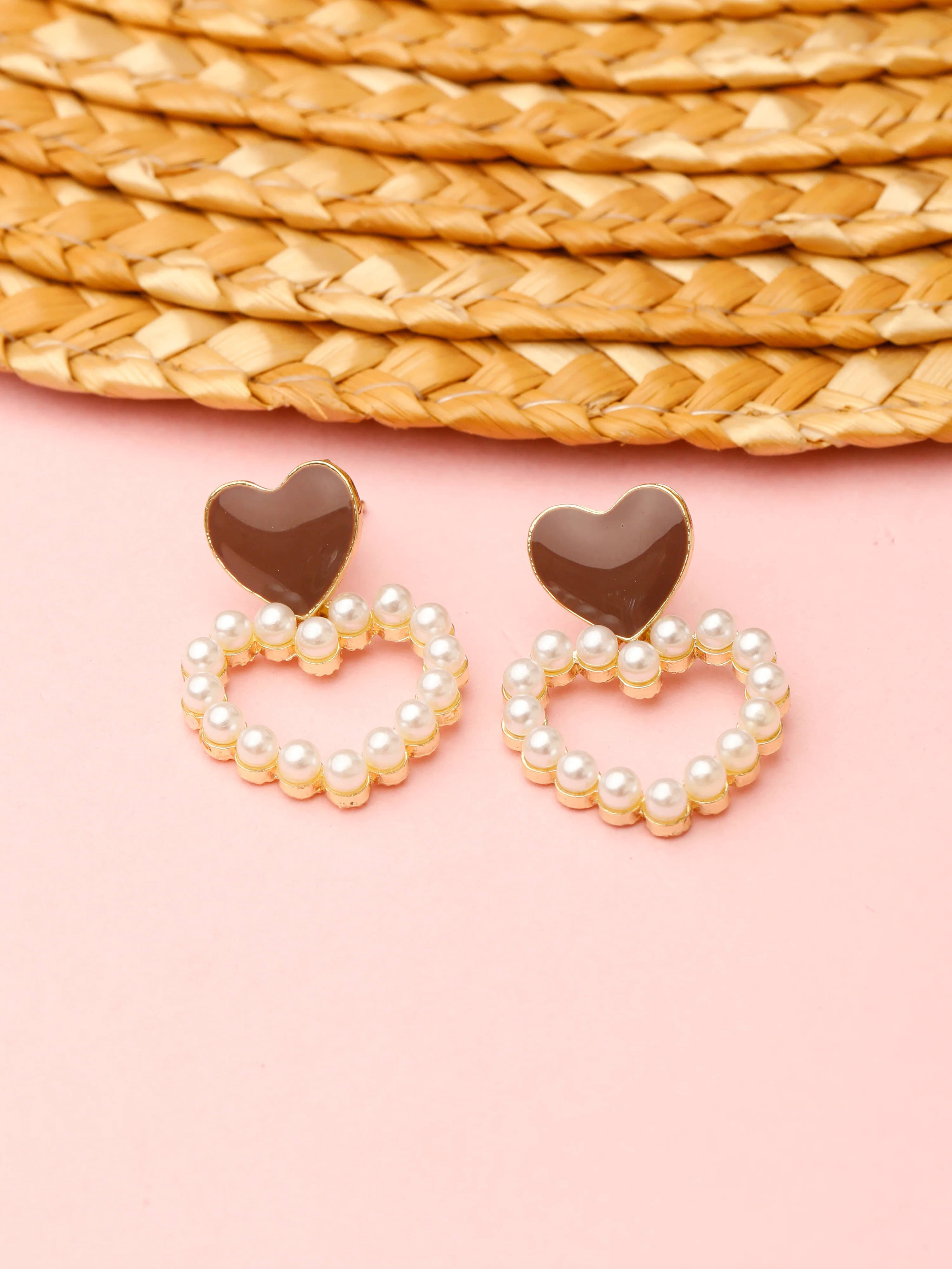     			Lady Raiment Golden Danglers Earrings ( Pack of 1 )