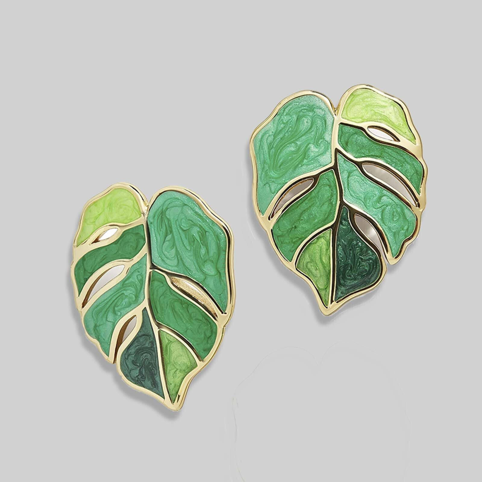     			Lady Raiment Green Stud Earrings ( Pack of 1 )