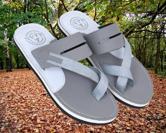     			MAAN Grey Men's Thong Flip Flop