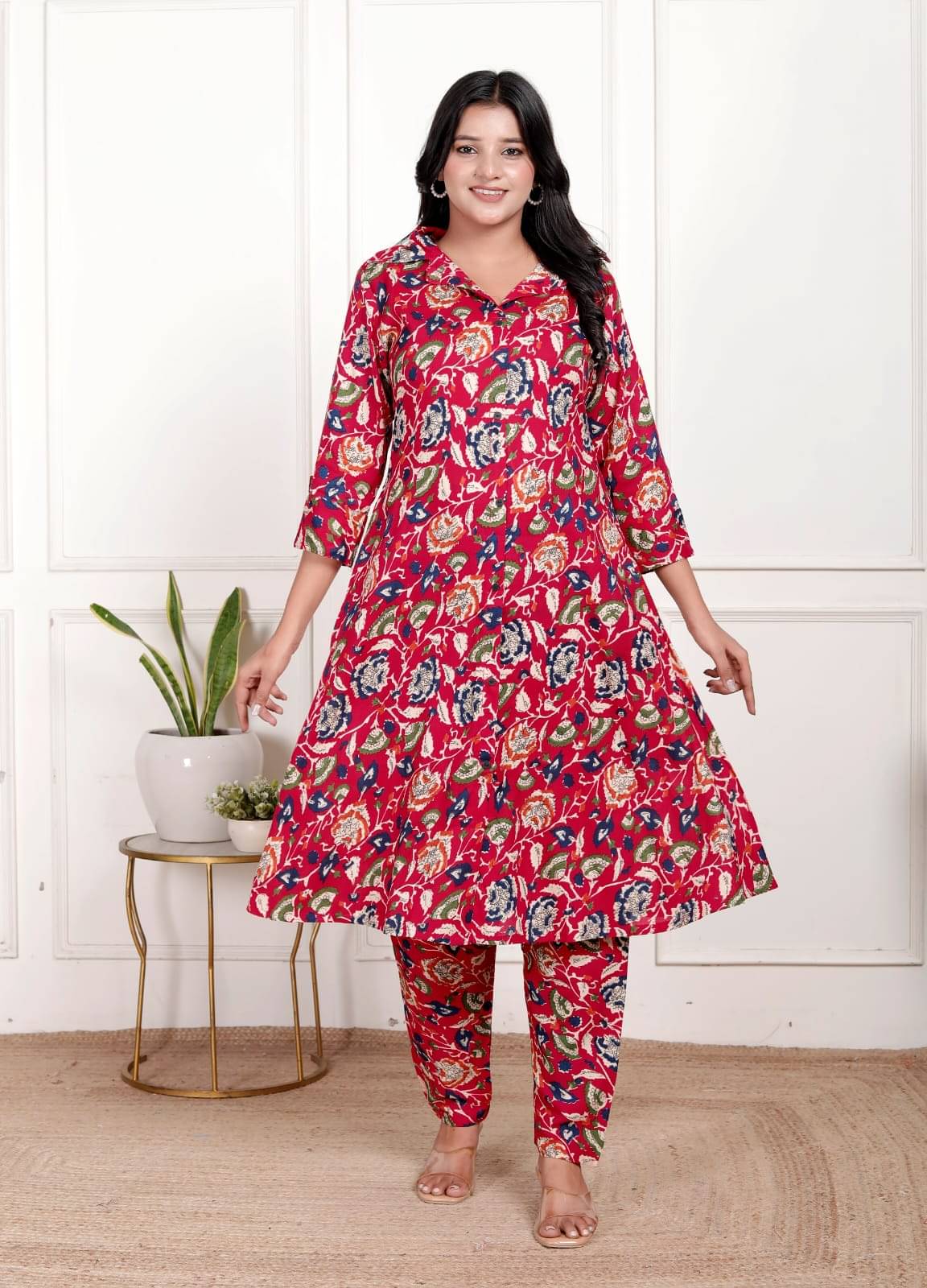     			Manu Fashion Women Rayon Printed A-line Kurti With Pants ( Red )