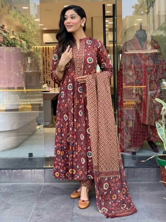 laasika Women Rayon Printed A-line Kurti With Palazzo ( Maroon ) laasika Women Rayon Printed A-line Kurti With Palazzo ( Maroon )