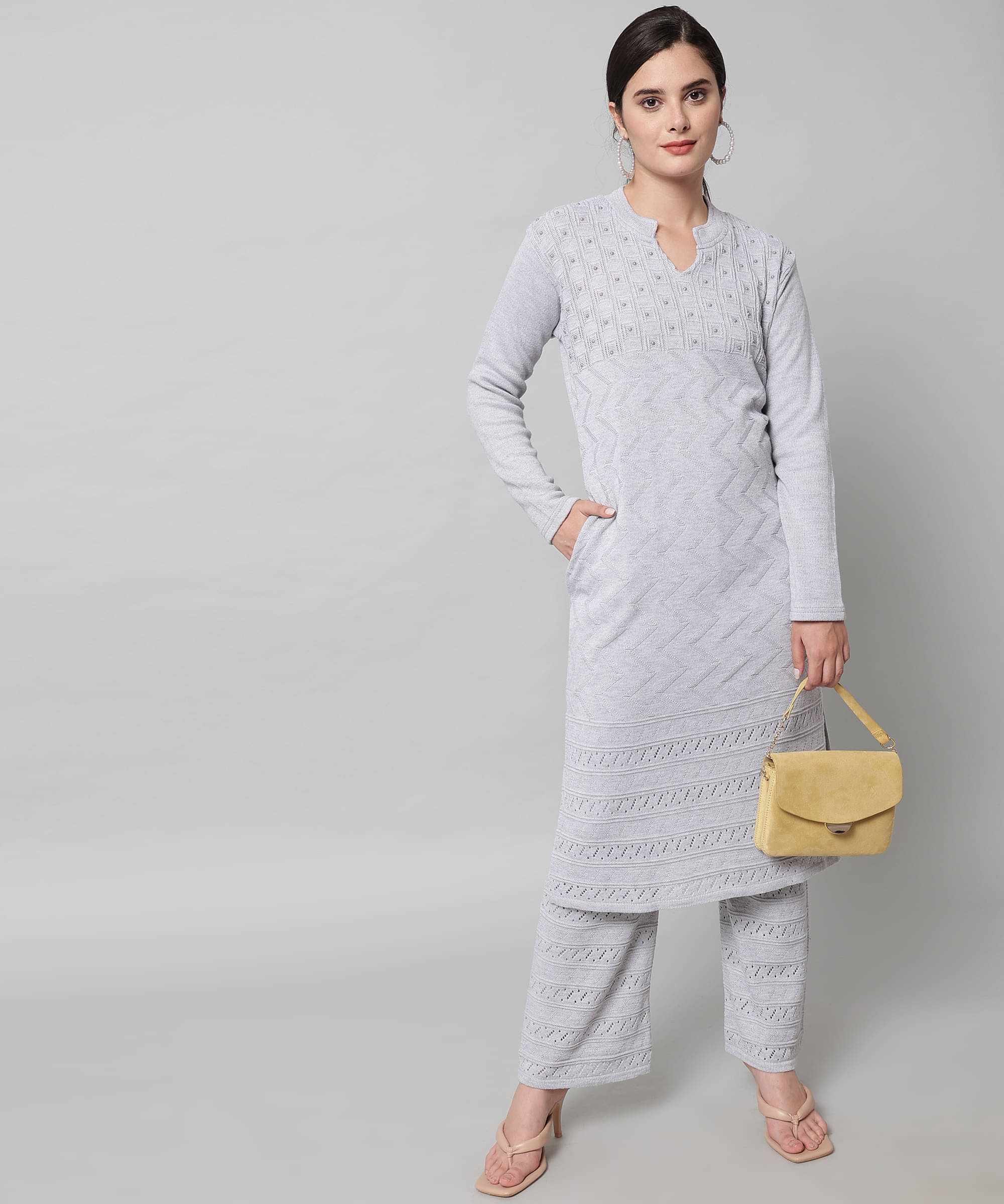 Kilvested Women Woollen Solid Straight Kurti With Palazzo ( Grey ) Kilvested Women Woollen Solid Straight Kurti With Palazzo ( Grey )