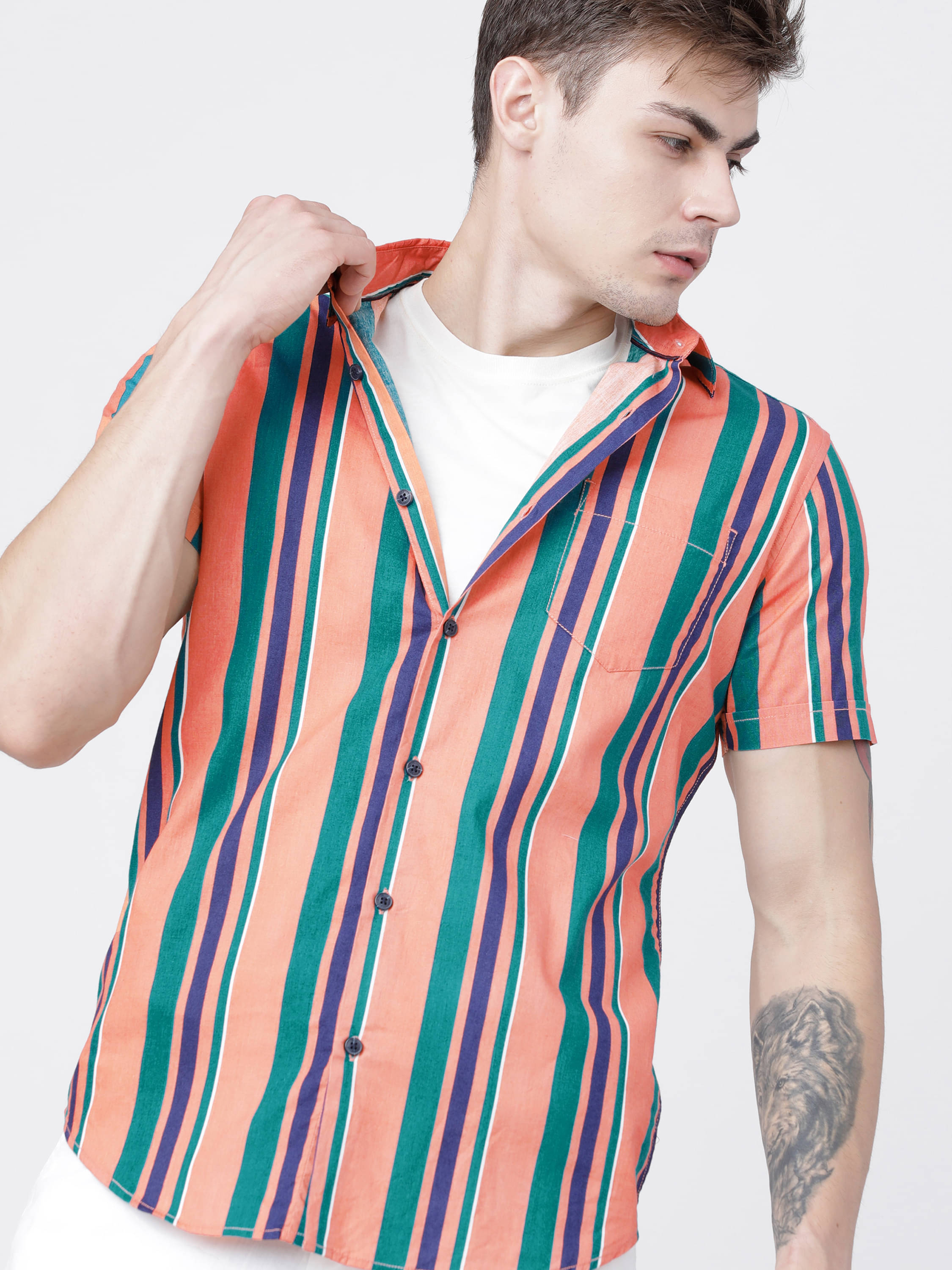     			Locomotive 100% Cotton Slim Fit Striped Half Sleeves Men's Casual Shirt - Blue ( Pack of 1 )