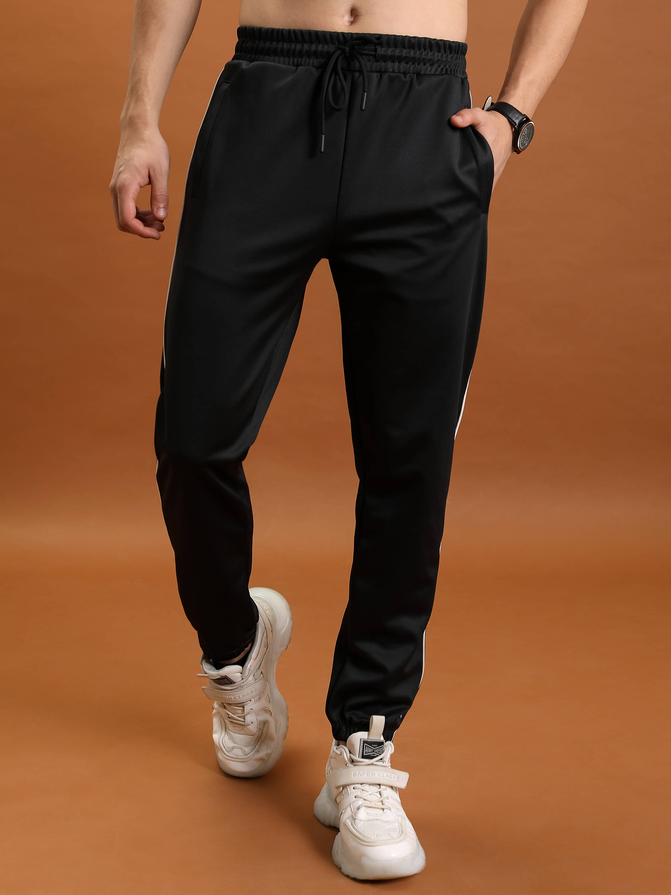     			Highlander Regular Men's Trouser - Black ( Pack of 1 )