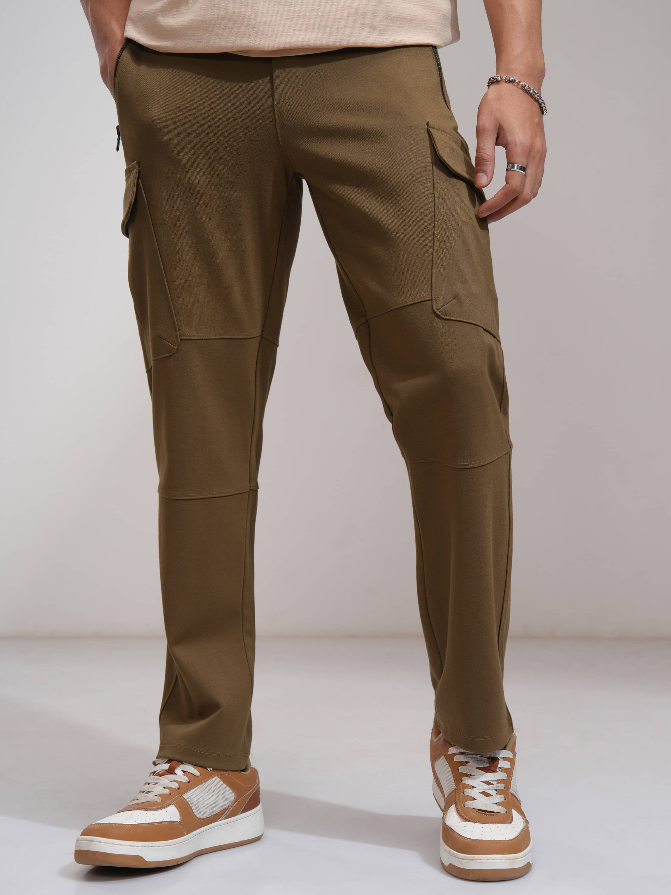     			Highlander Relax Men's Cargos - Brown ( Pack of 1 )