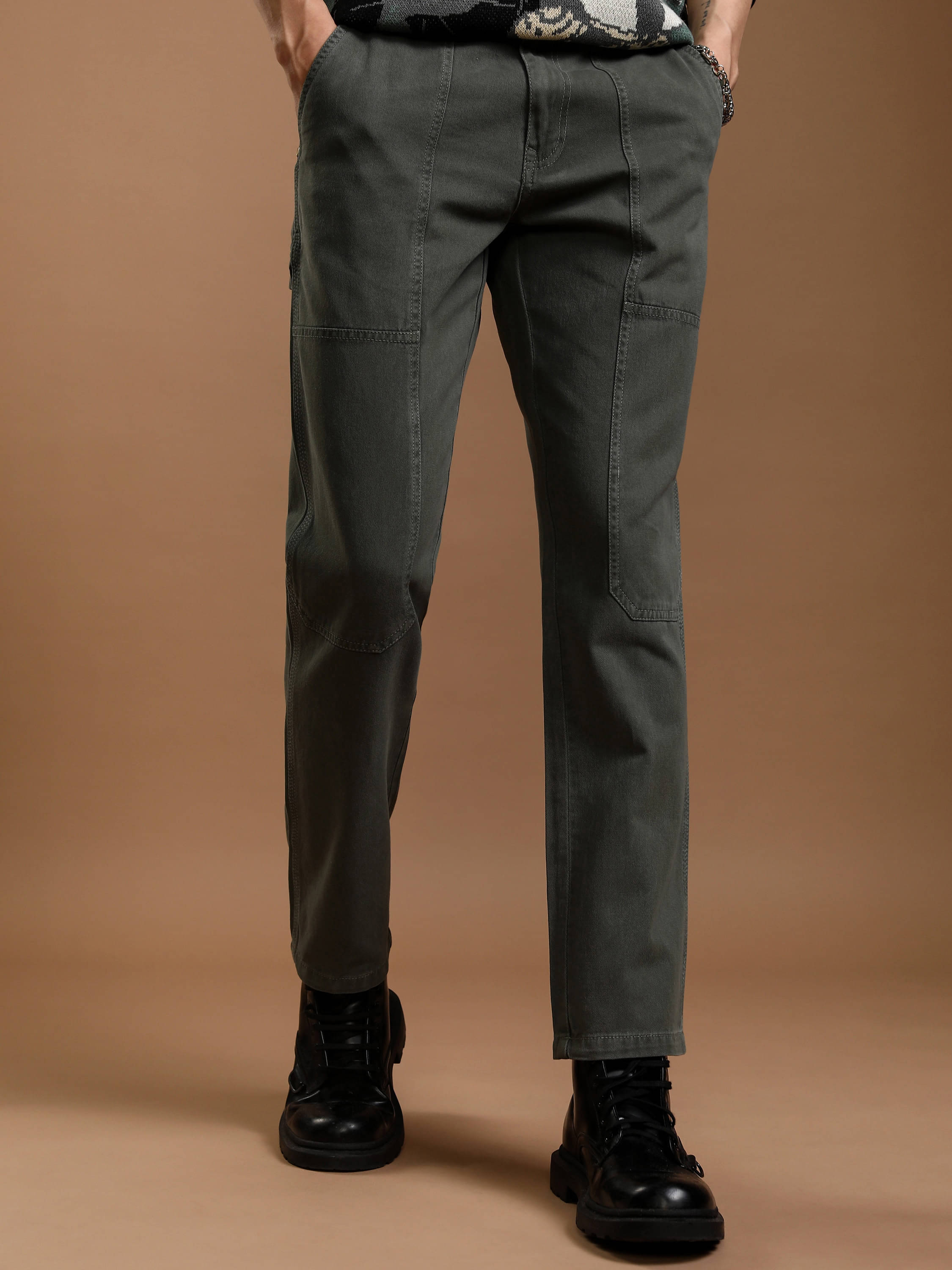     			Highlander Straight Men's Cargos - Green ( Pack of 1 )