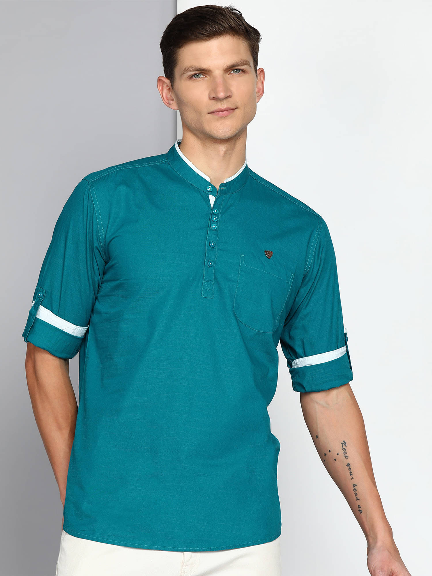     			Kuons Avenue Blue Linen Men's Regular Kurta ( Pack of 1 )