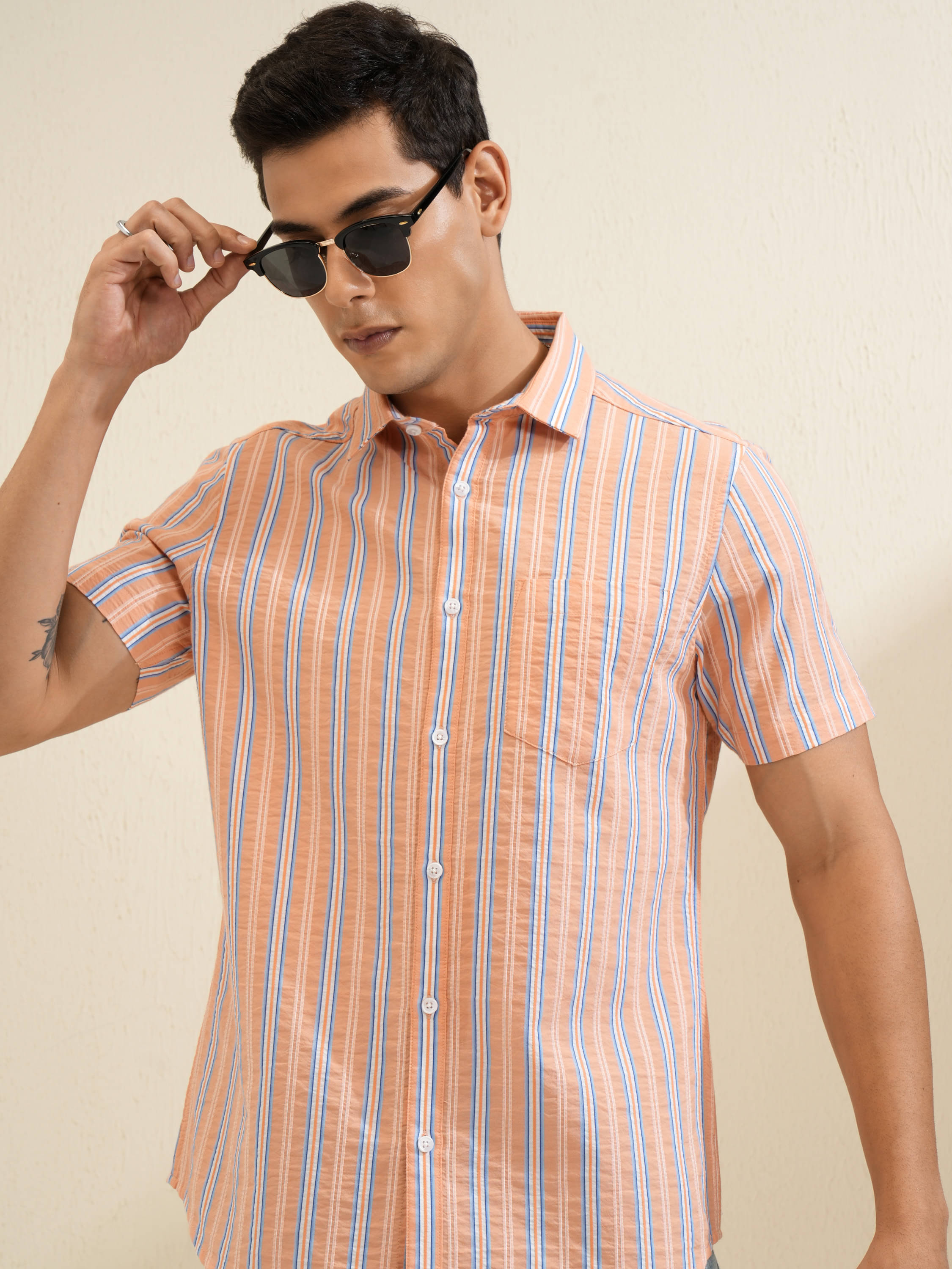     			Locomotive Cotton Blend Slim Fit Striped Full Sleeves Men's Casual Shirt - Orange ( Pack of 1 )