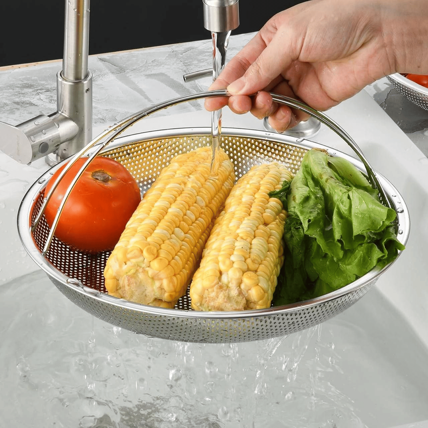     			Silver Stainless Steel Vegetable Fruit Steamer Punching Food Drain Basket ( Set of 1 )