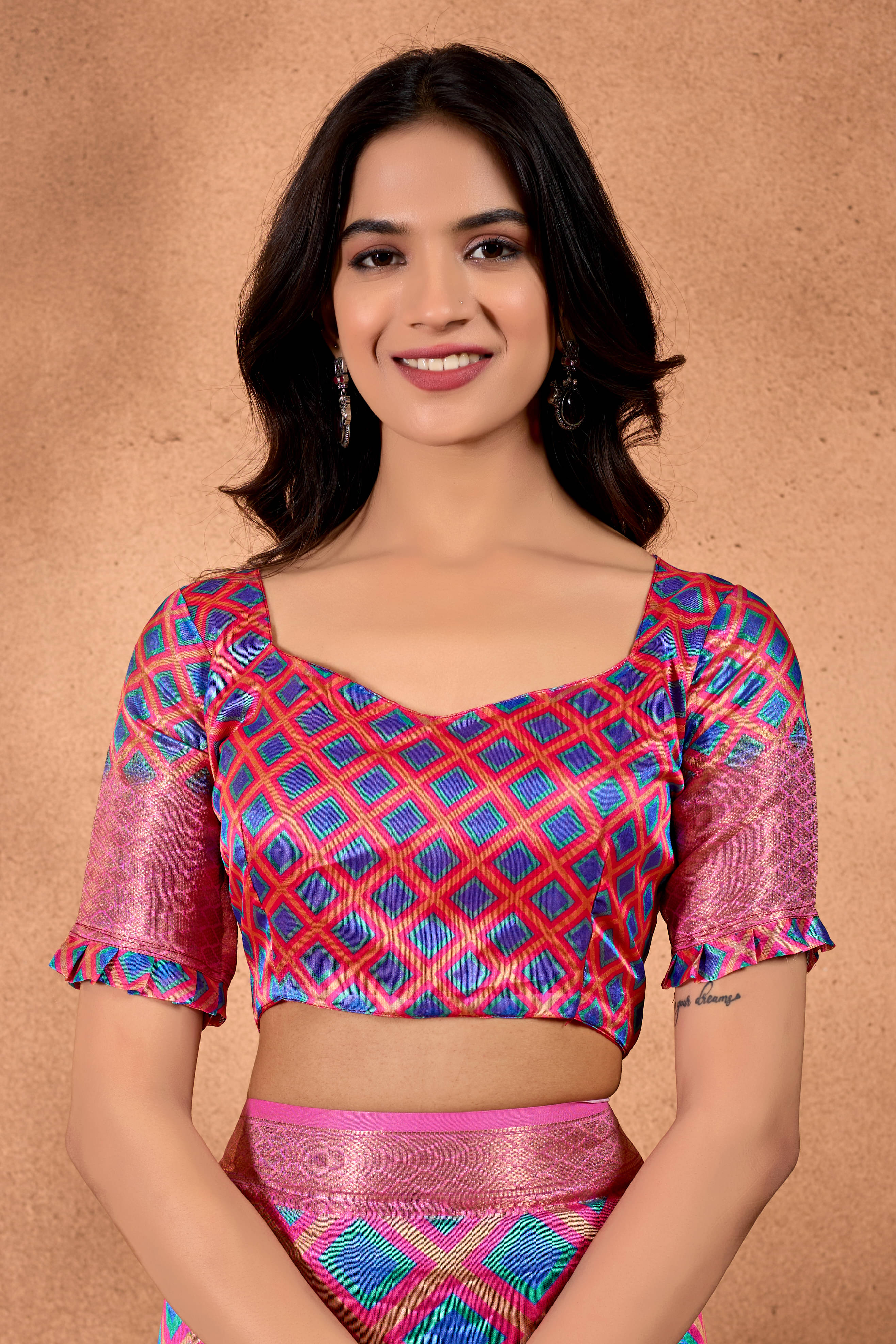 THE PRIVATE LABLE Art Silk Printed Regular Saree With Unstitched Blouse Piece ( Pink ) THE PRIVATE LABLE Art Silk Printed Regular Saree With Unstitched Blouse Piece ( Pink )