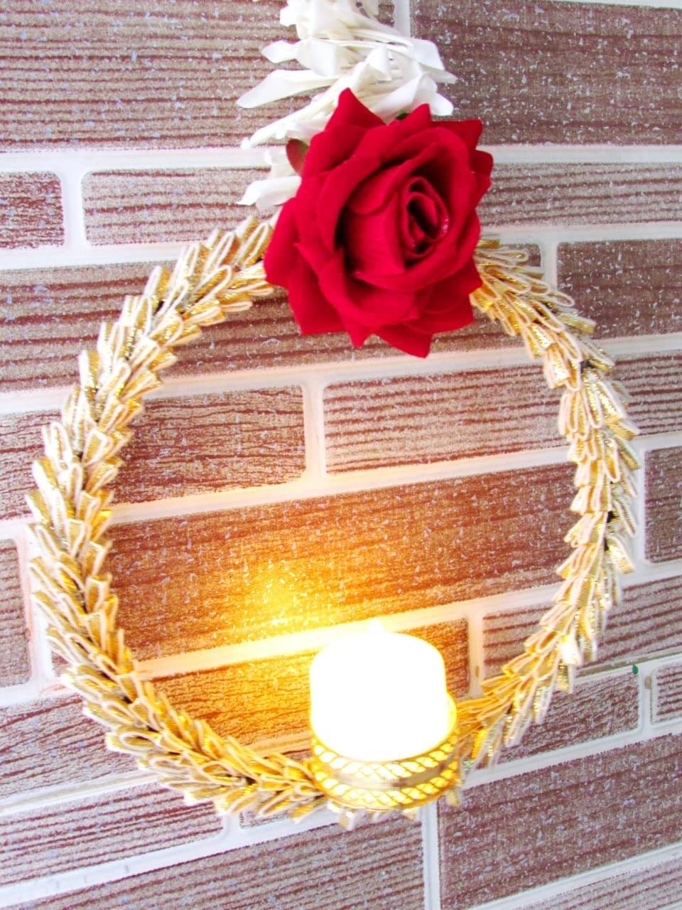     			thriftkart - 2pc Gajra String Door Hanging White Rose and T Light Holder Decoration Item for Home Decor(2.5 Ft 2 Strings)