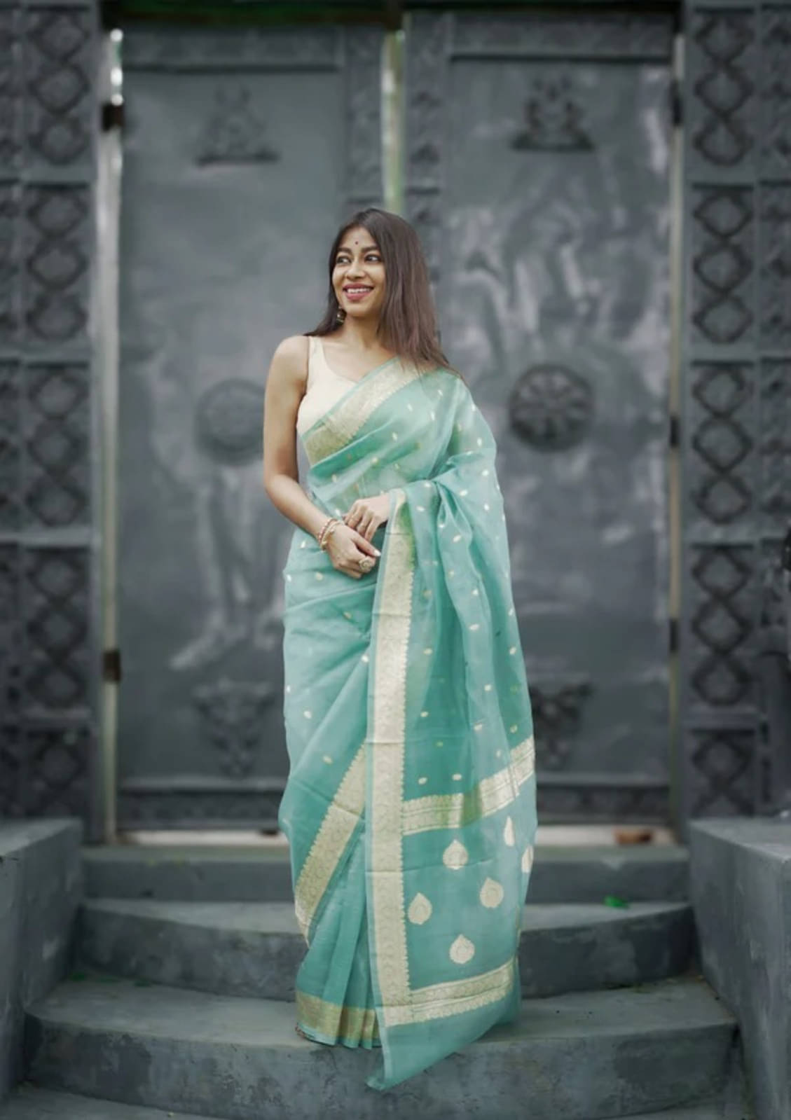 Flosive Art Silk Striped Banarasi saree With Unstitched Blouse Piece ( Sky Blue ) Flosive Art Silk Striped Banarasi saree With Unstitched Blouse Piece ( Sky Blue )