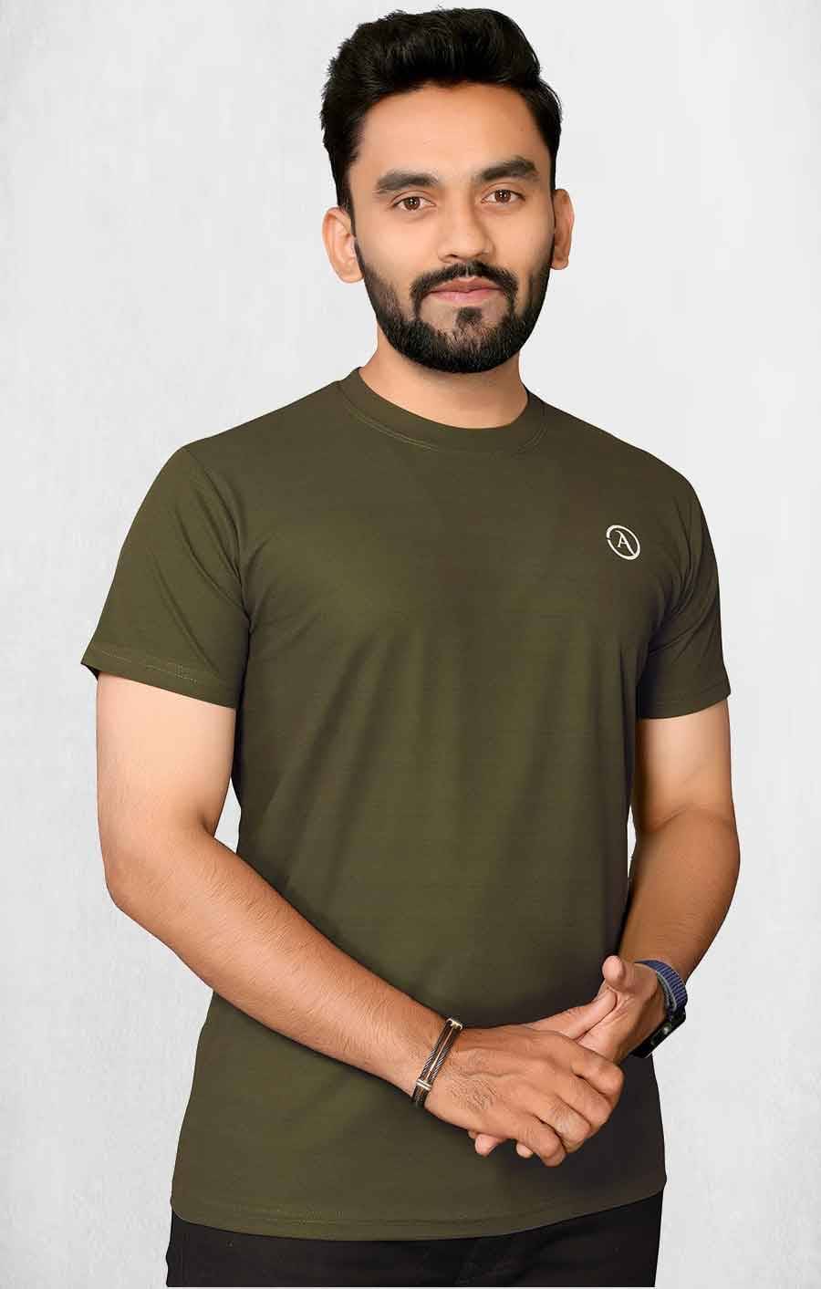 Kashvi Sarees Men Polyester Regular Fit Solid T-Shirt ( GREEN ) Kashvi Sarees Men Polyester Regular Fit Solid T-Shirt ( GREEN )