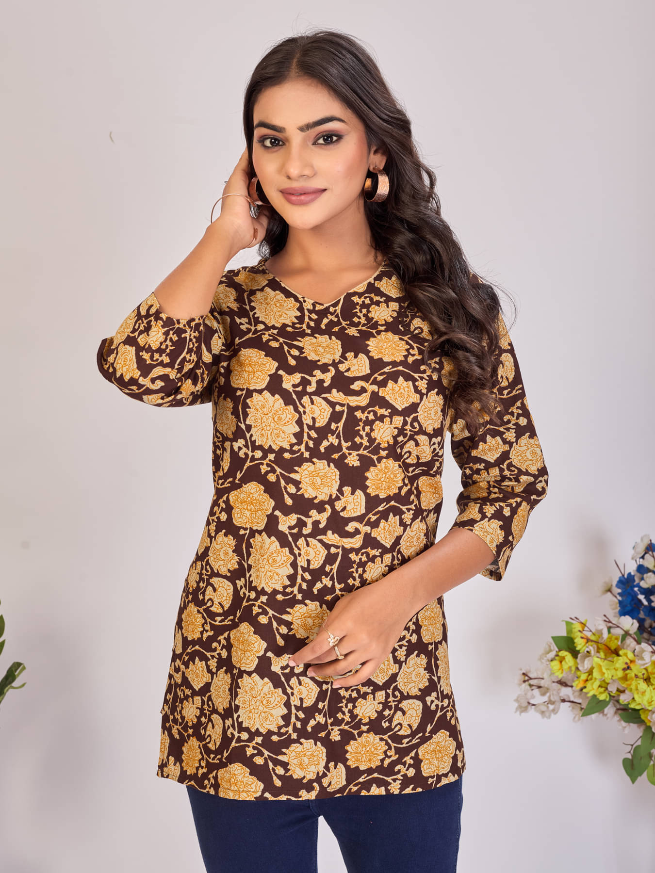     			Larqi Women Cotton Printed Straight Kurti ( Brown )