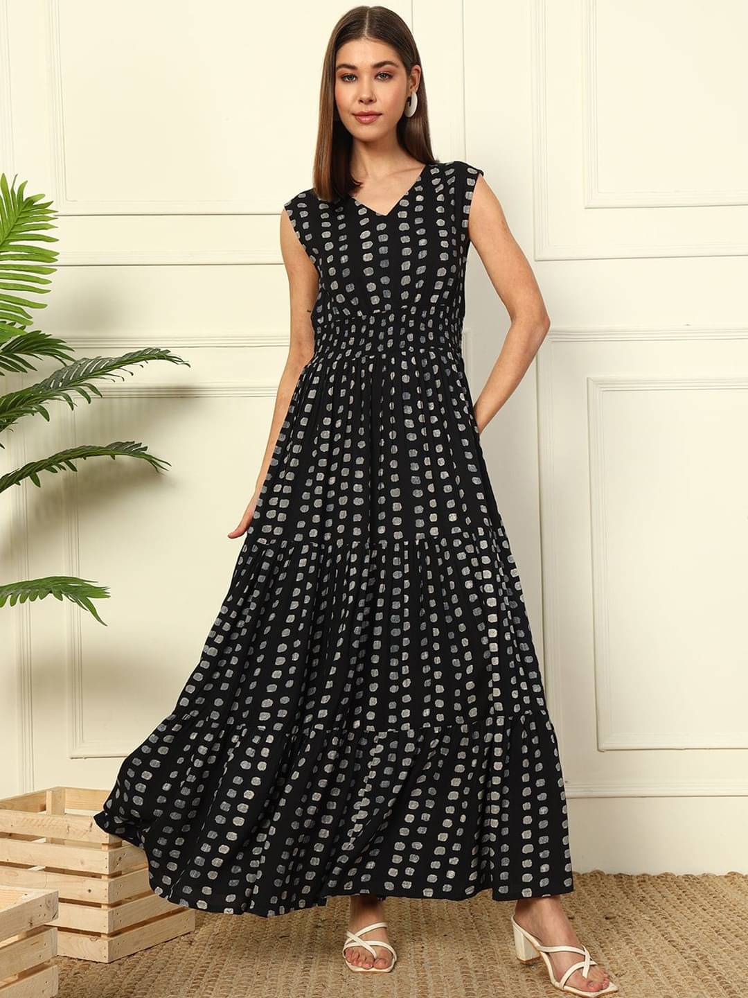     			RAIYANI FASHION Women Crepe Printed Fit & Flare Dress ( Black )