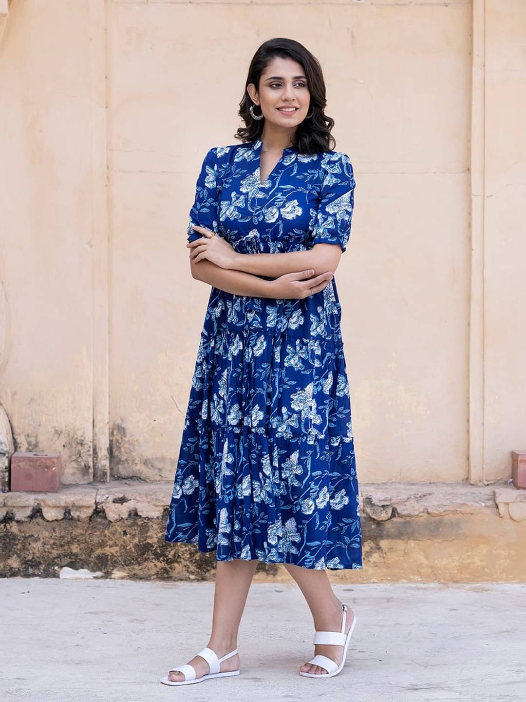     			RAIYANI FASHION Women Crepe Printed Fit & Flare Dress ( Blue )