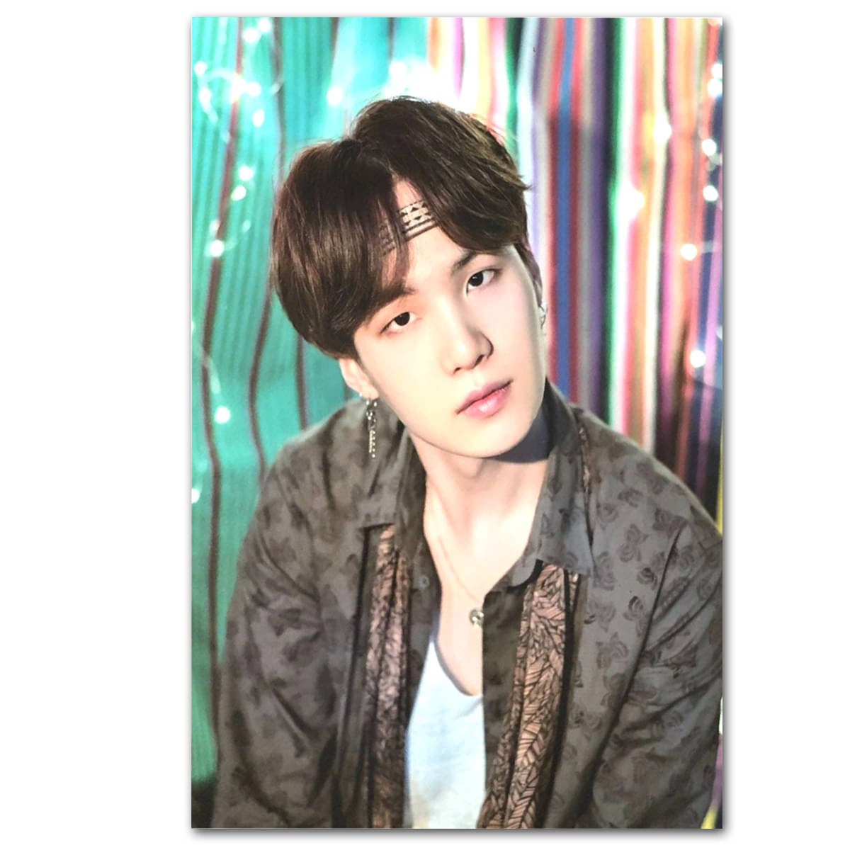     			Tatmods™ BTS Band Boy Cute Wall Poster For Home Decor Vinayl Sticker (13x19 inch)