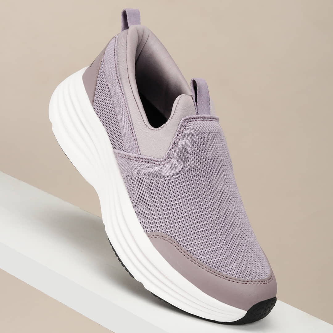 Avant - Lavender Women's Running Shoes - Sports Shoes | Buy online on ZillyBuy